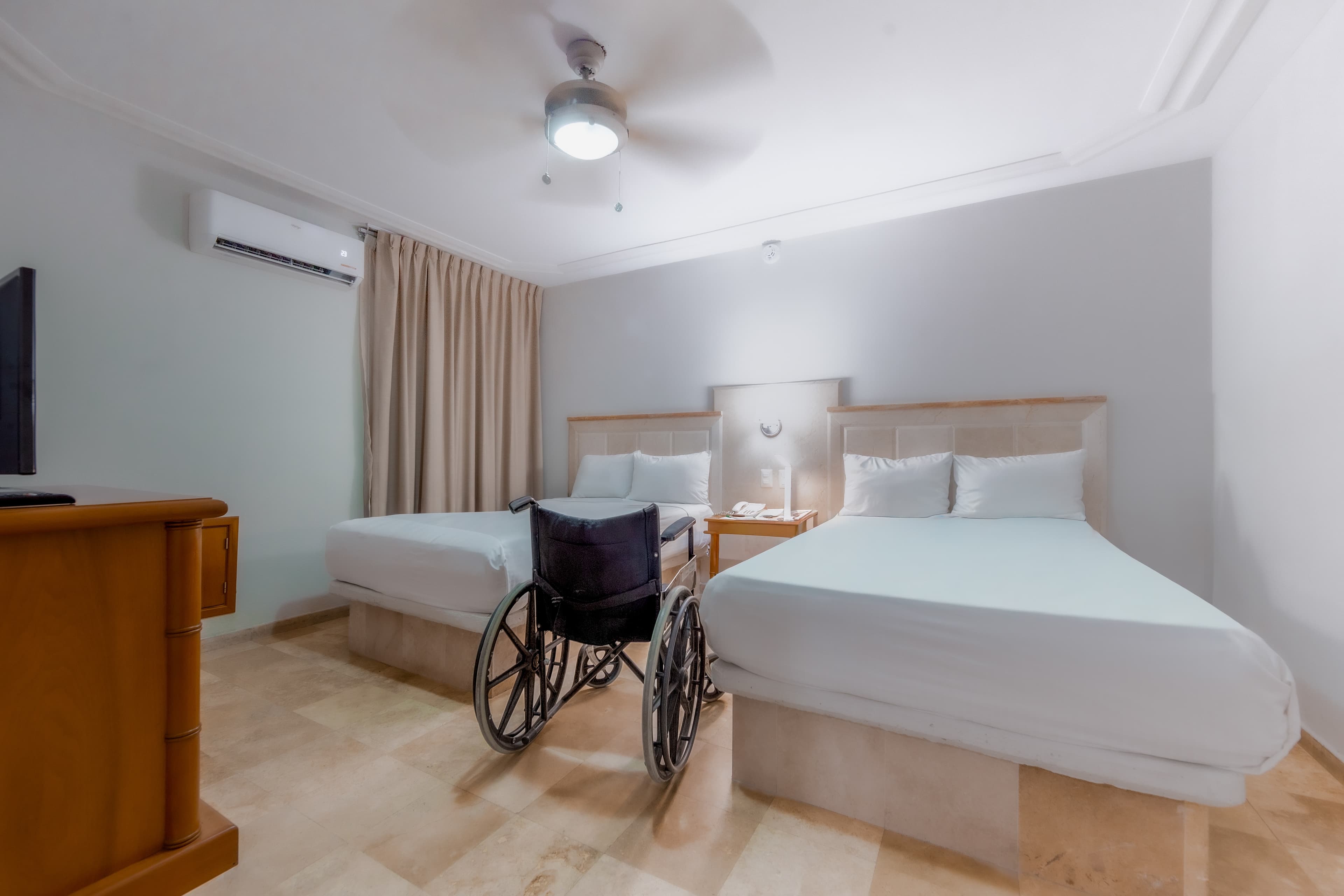 Quality Inn Mazatlan — 2