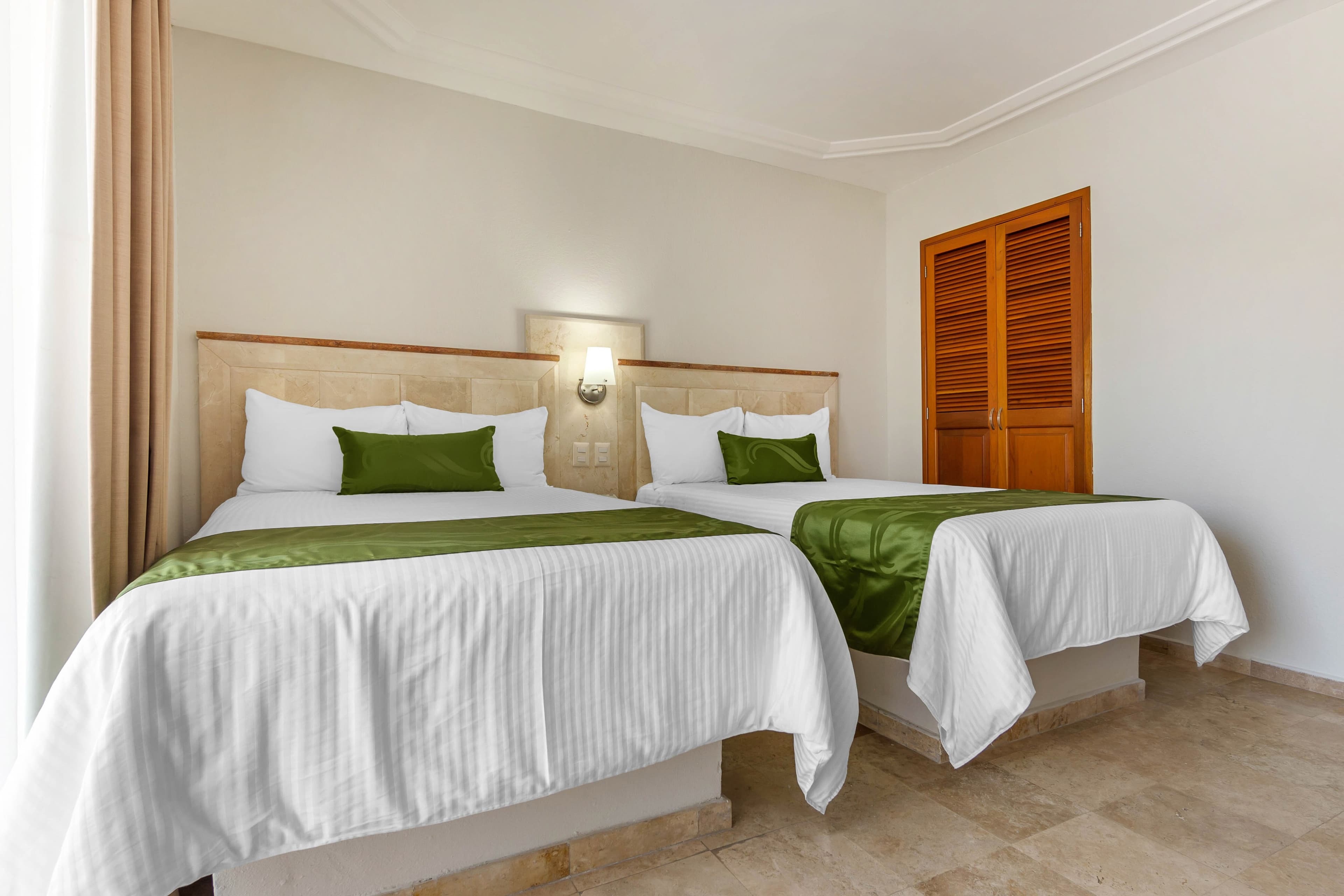 Quality Inn Mazatlan - Image 2