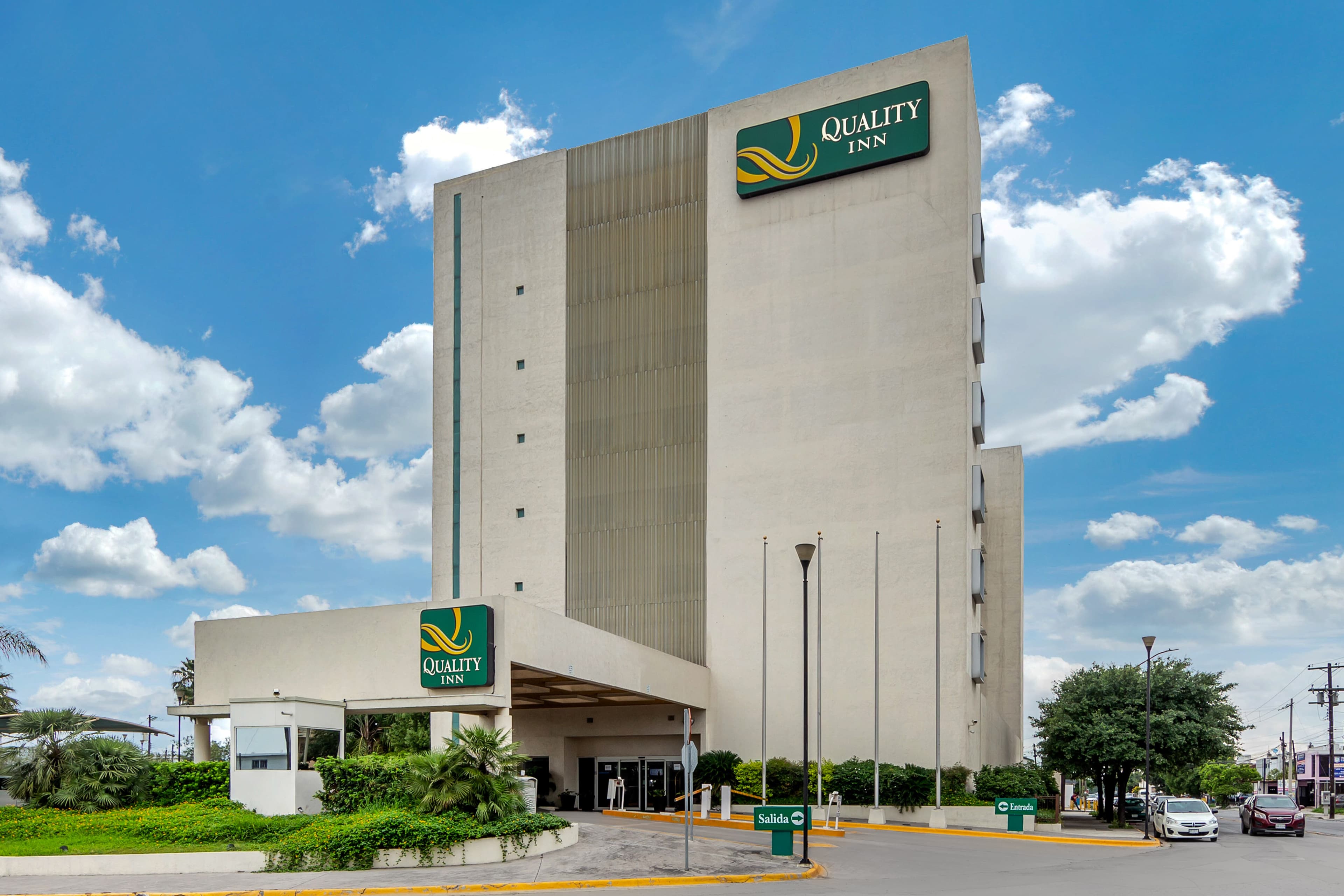 Quality Inn Monterrey La Fe - Image 1