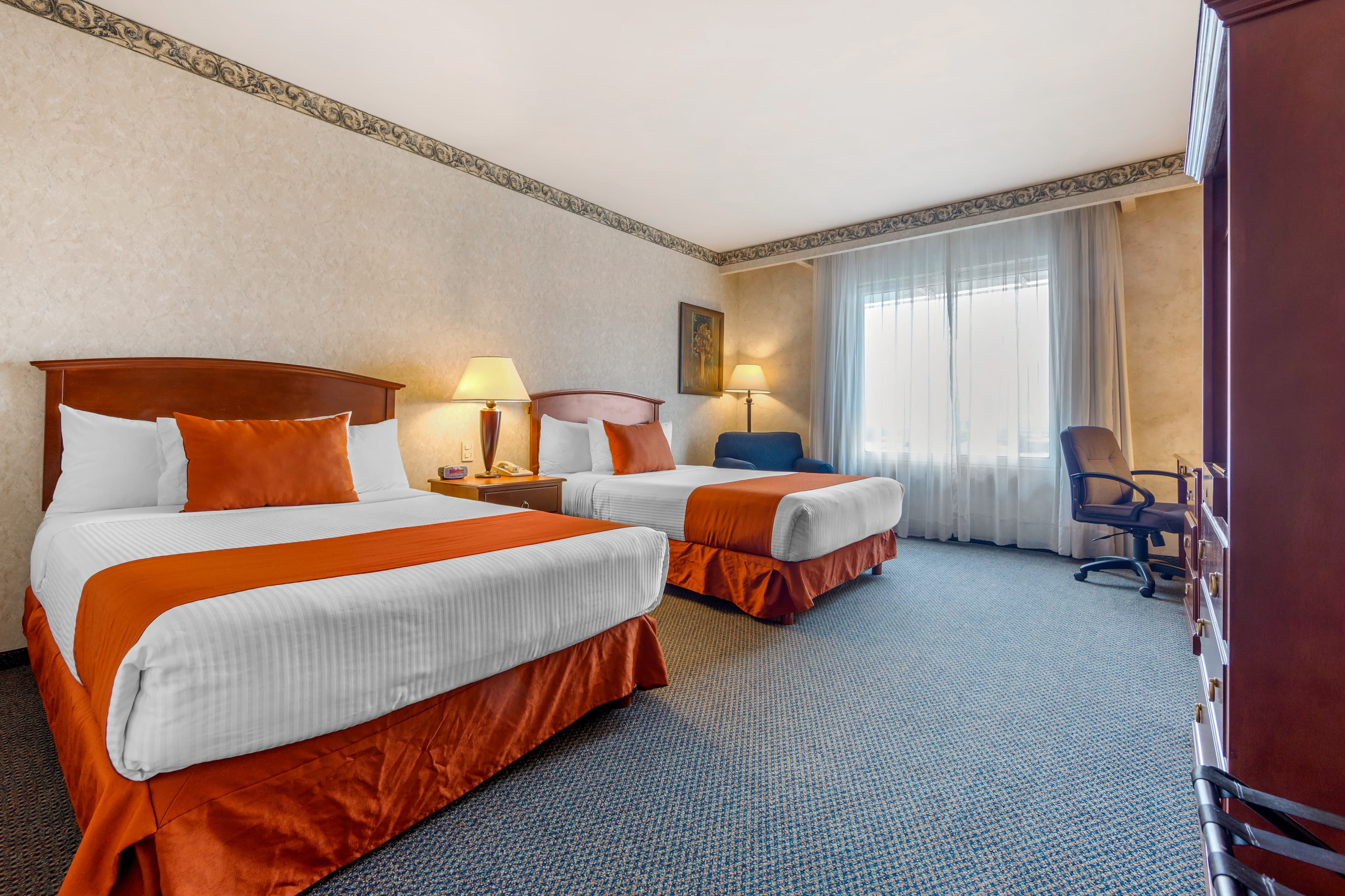 Quality Inn Monterrey La Fe — 6