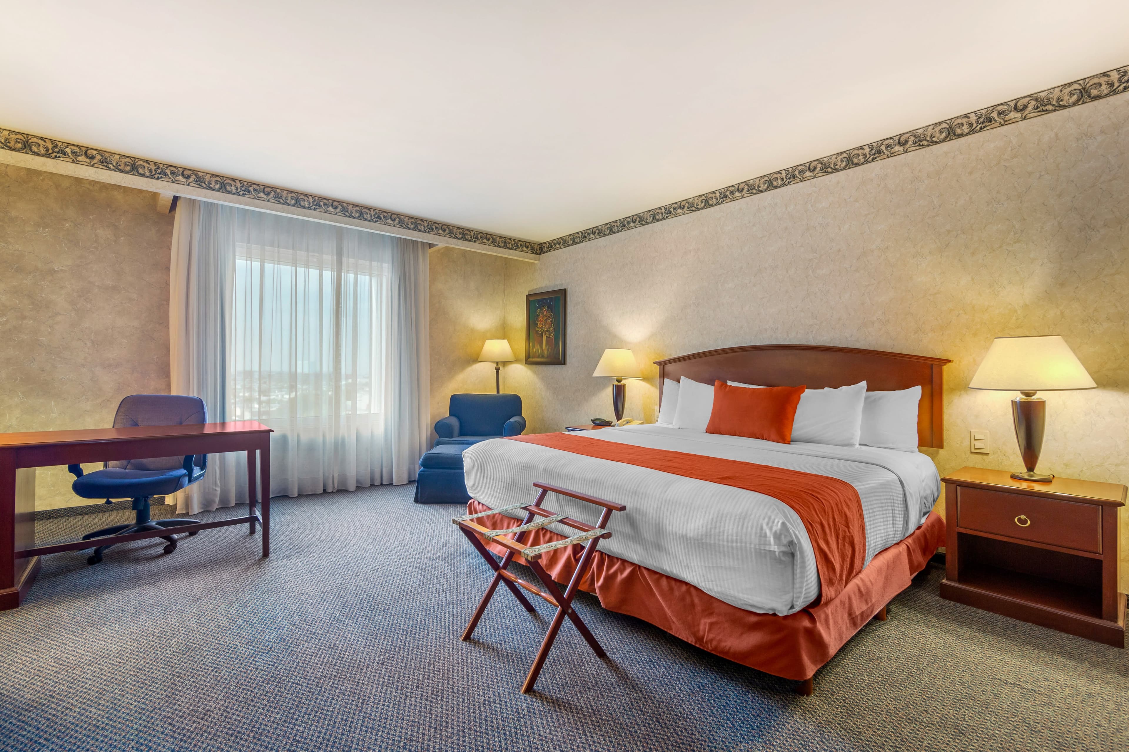 Quality Inn Monterrey La Fe — 14