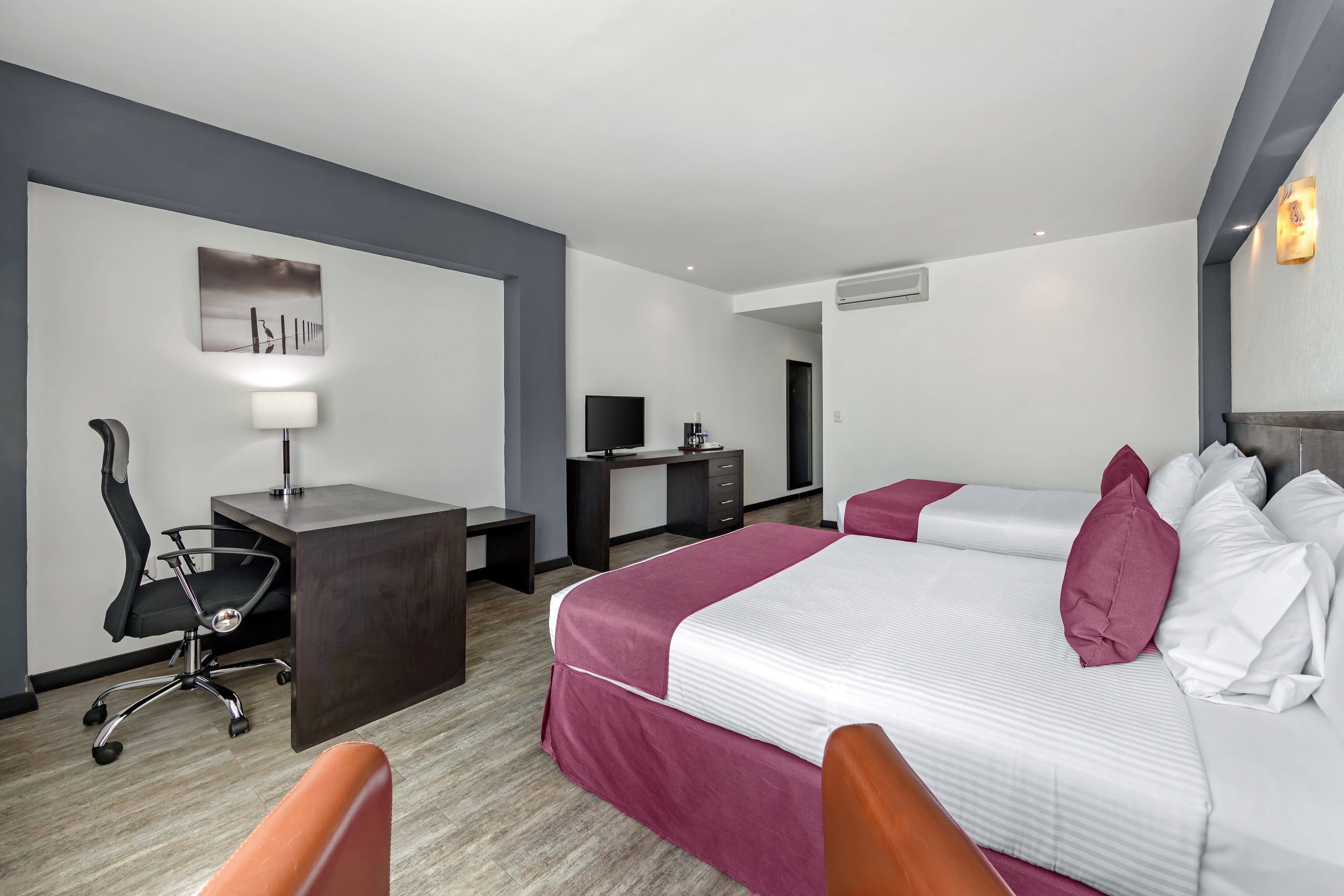Comfort Inn Morelia - Image 3