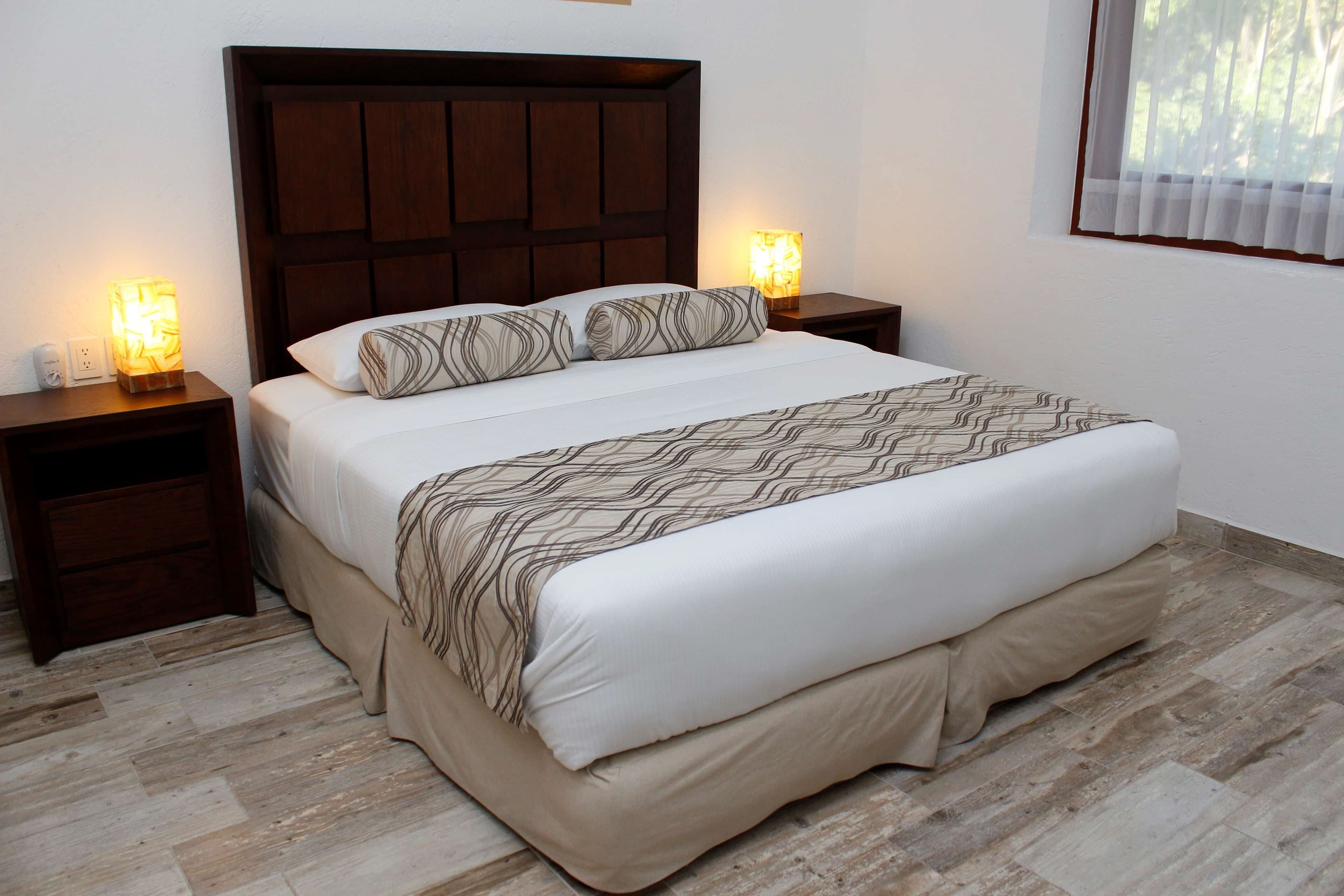 Radisson Hotel Cuernavaca - Image 2