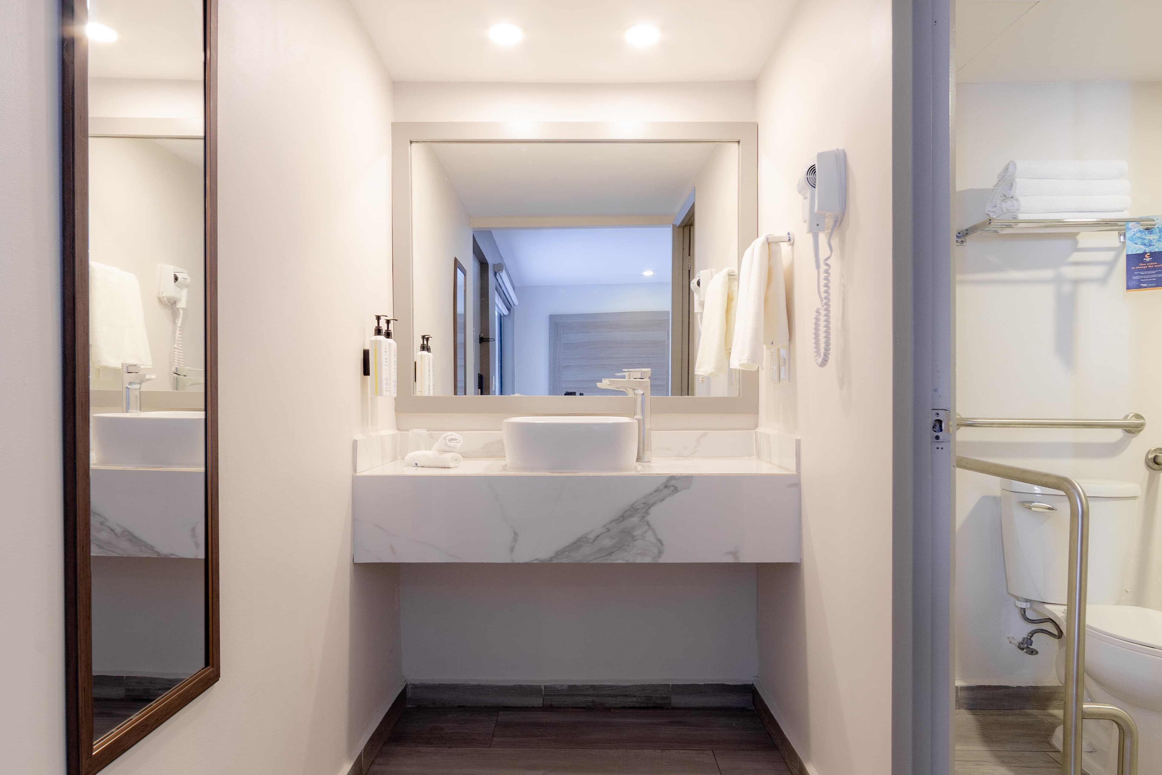 Comfort Inn Hermosillo Pitic - Image 4