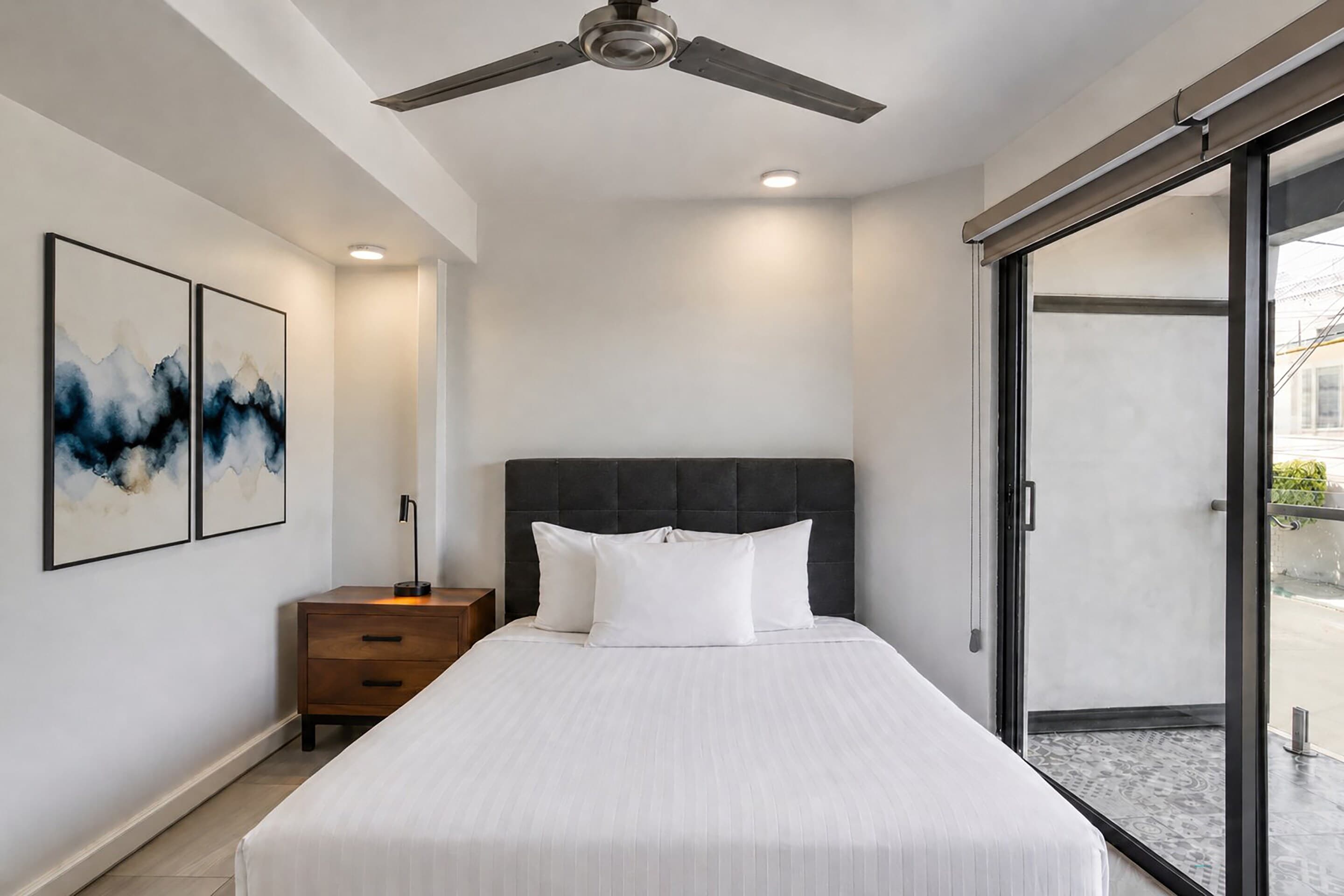 Comfort Suites Tijuana — 24