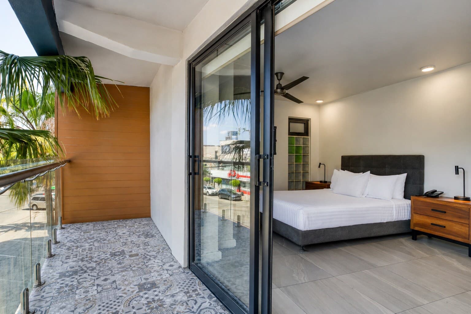 Comfort Suites Tijuana — 14