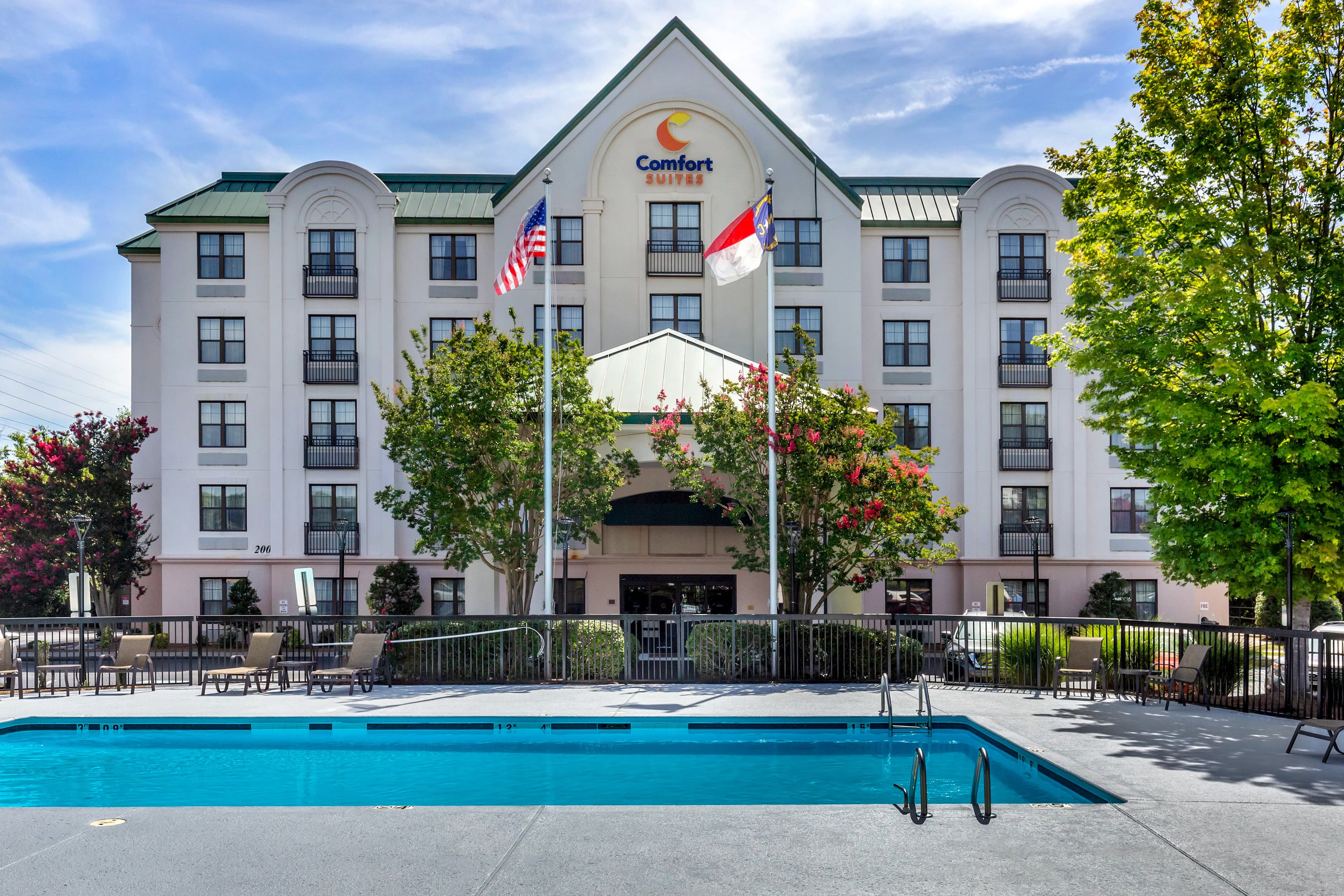 Comfort Suites Hanes Mall - Image 1