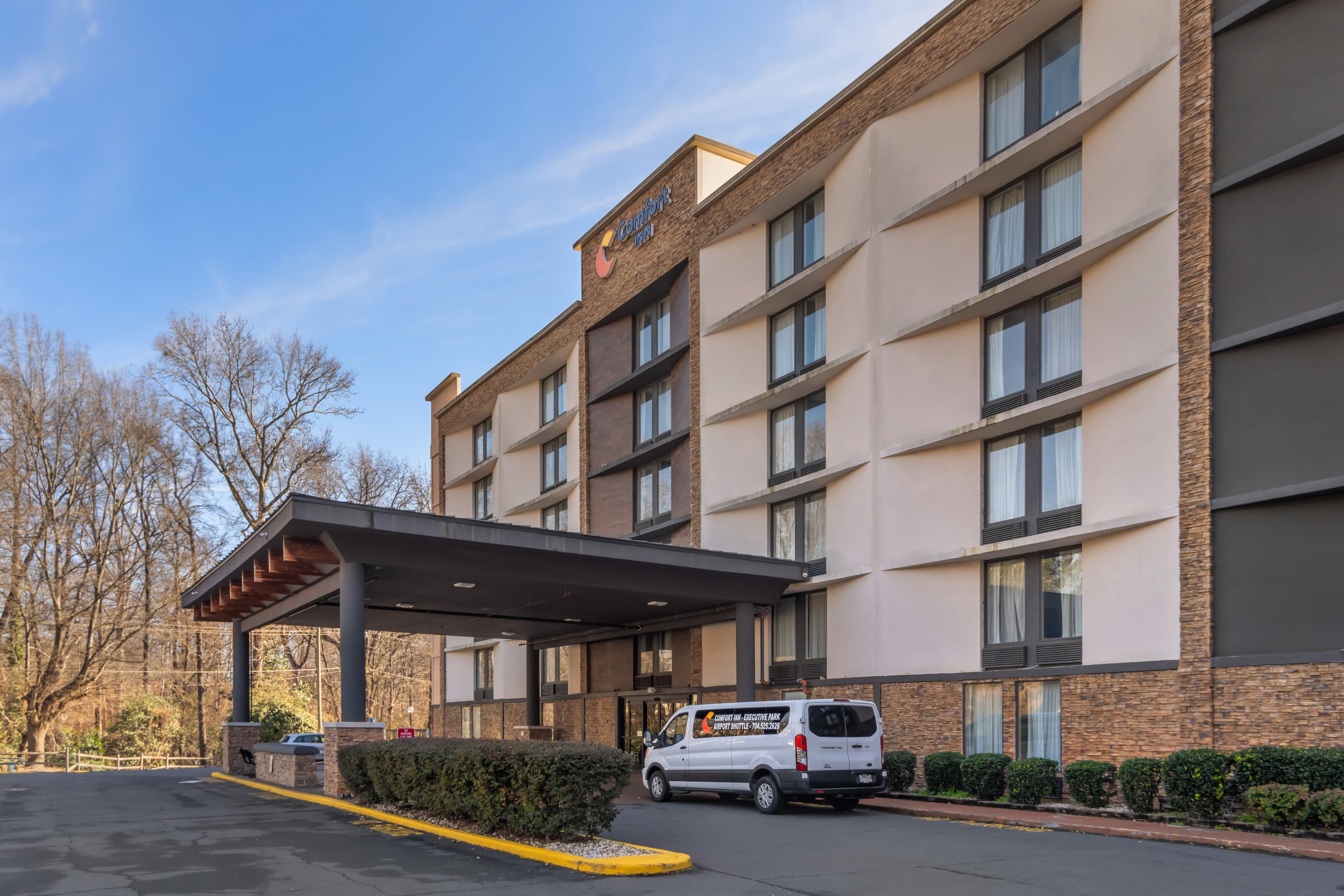 Comfort Inn Charlotte Airport Uptown - Image 1