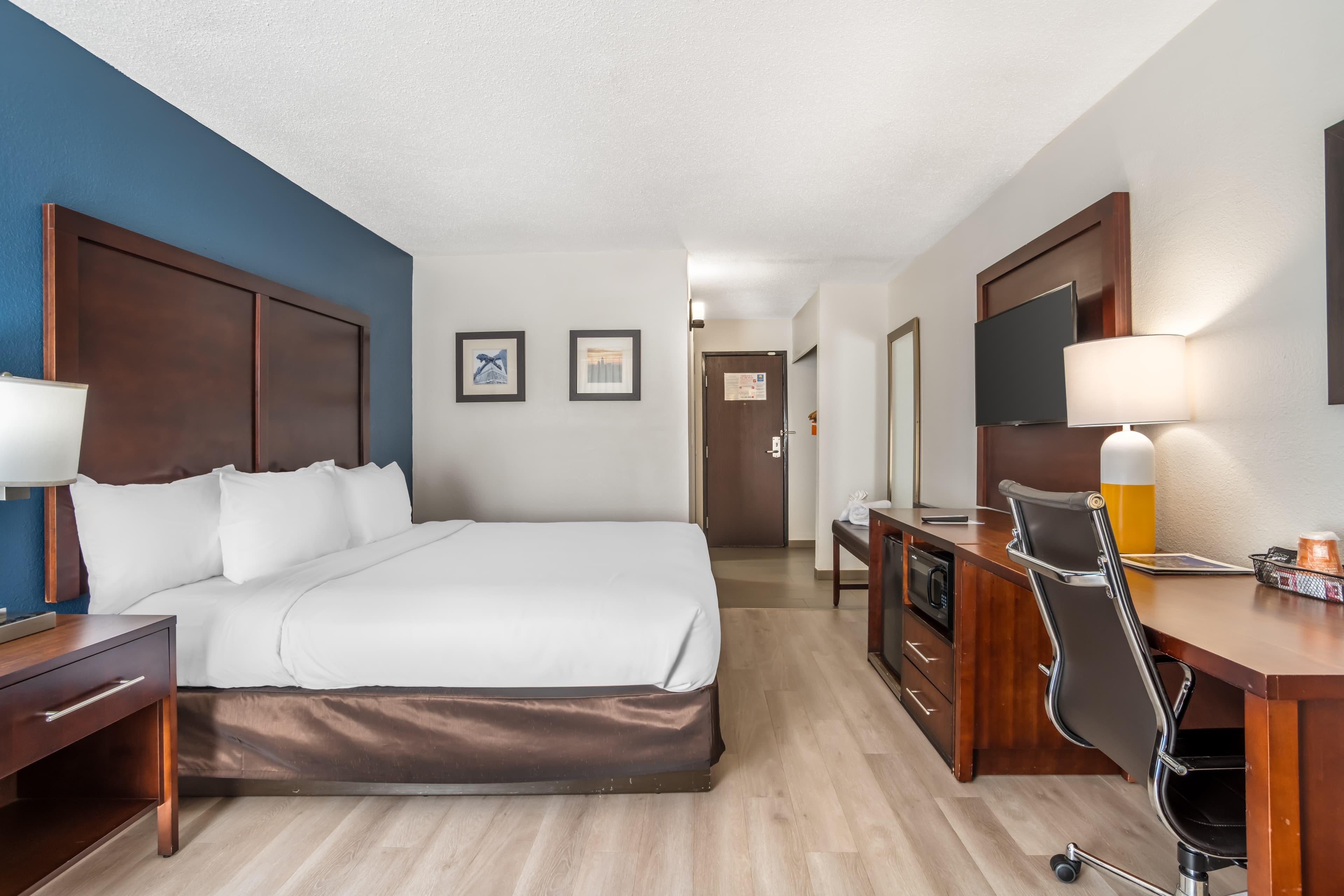 Comfort Inn Charlotte Airport Uptown — 10