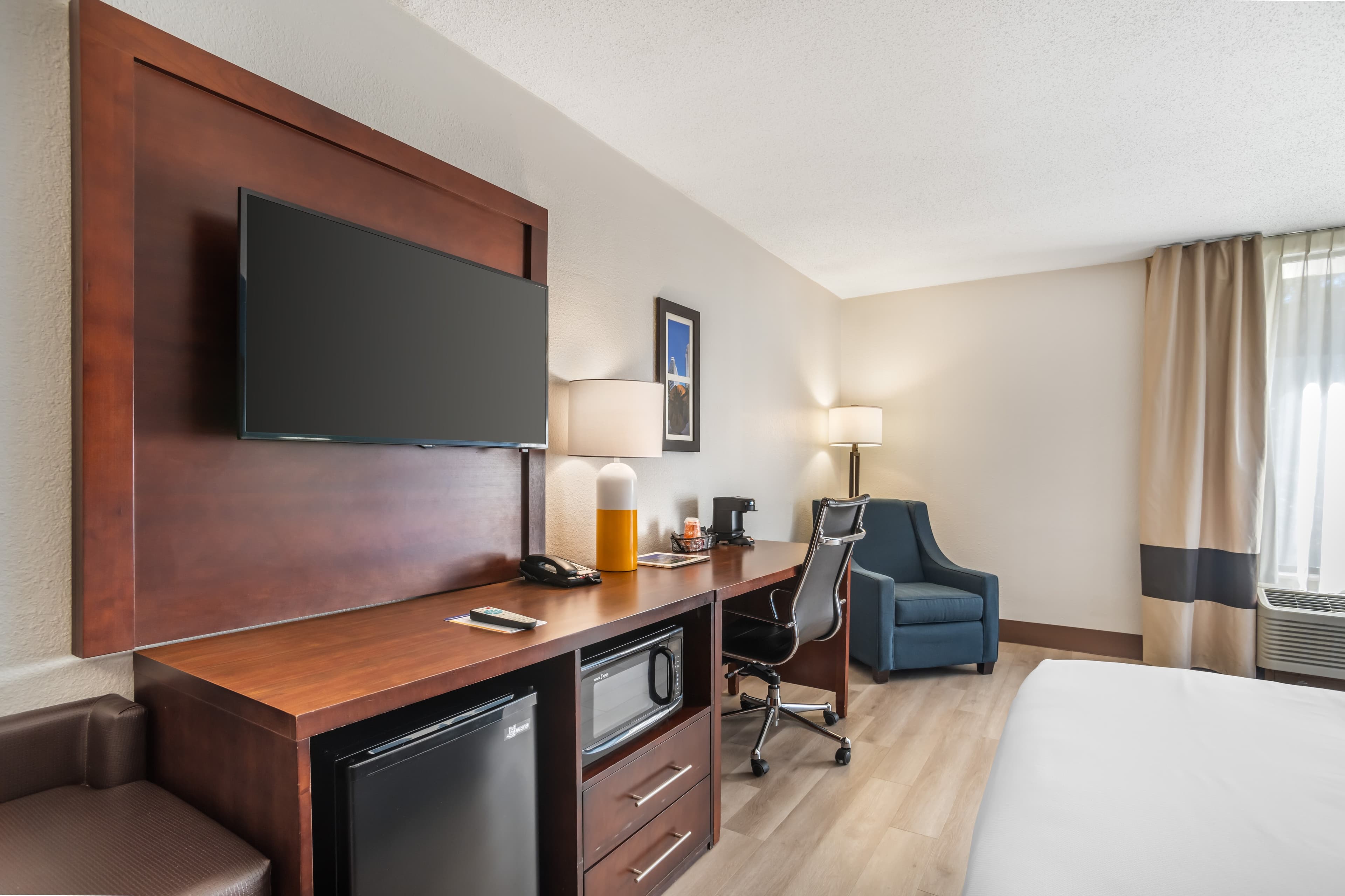 Comfort Inn Charlotte Airport Uptown — 12