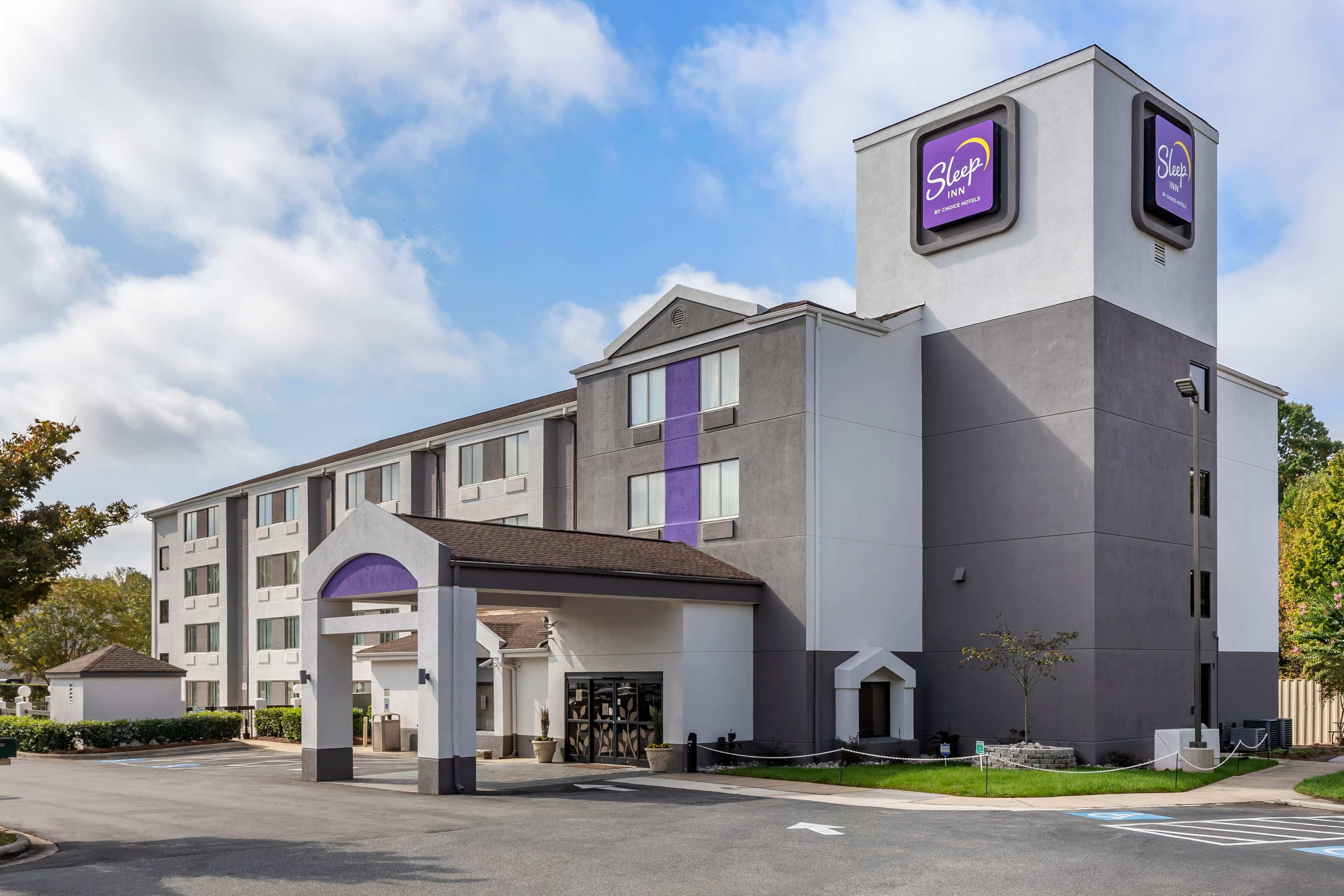 Sleep Inn Matthews - Charlotte - Image 1