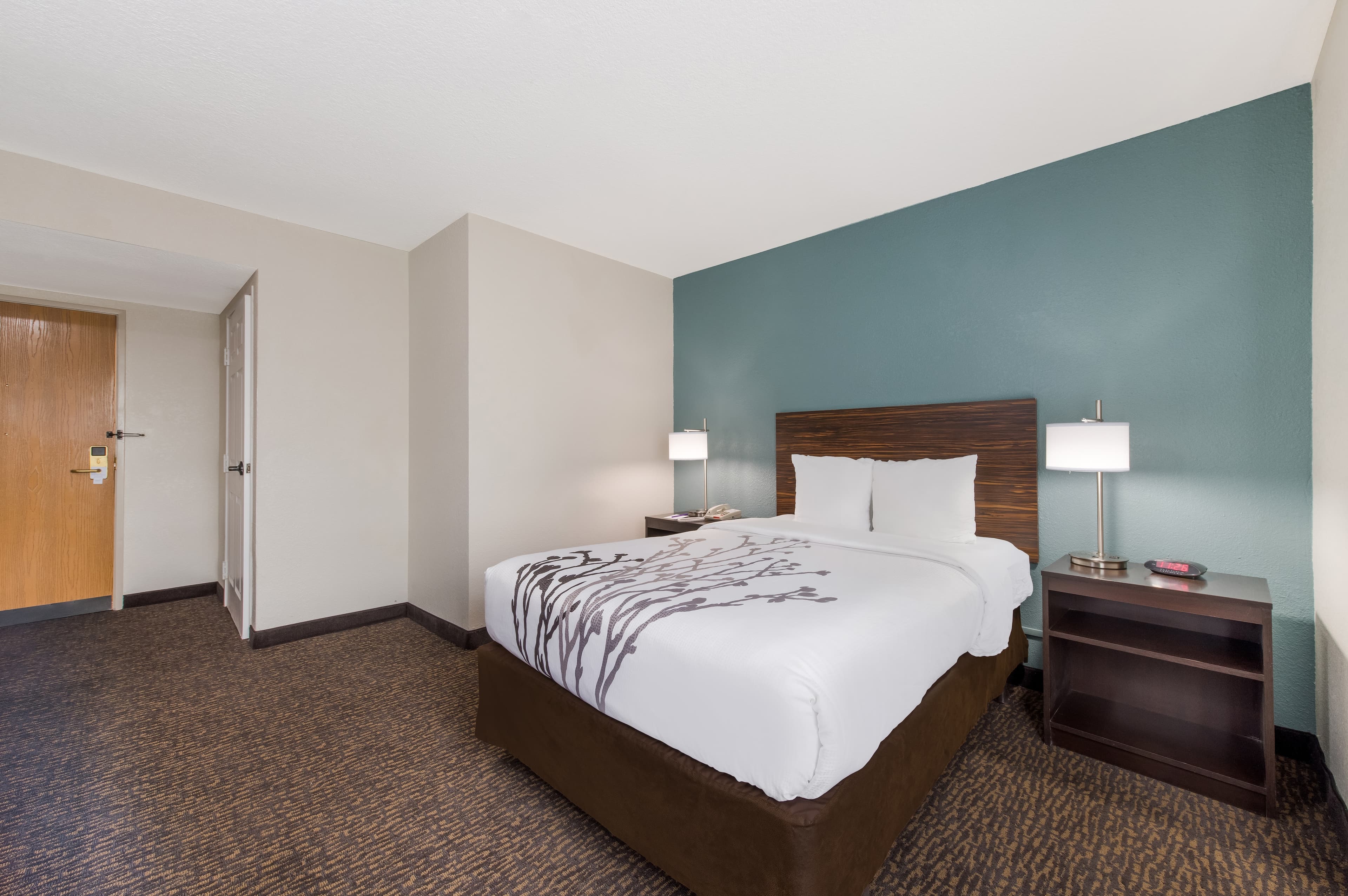 Sleep Inn Northlake - Image 4