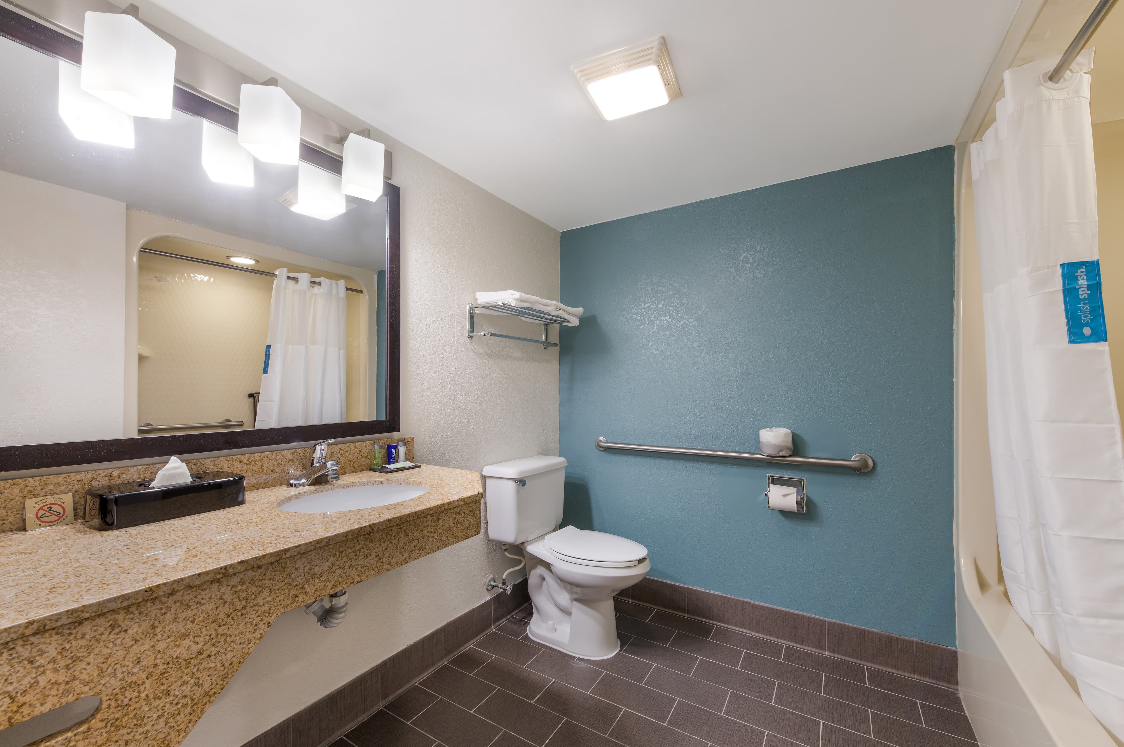 Sleep Inn Northlake - Image 5