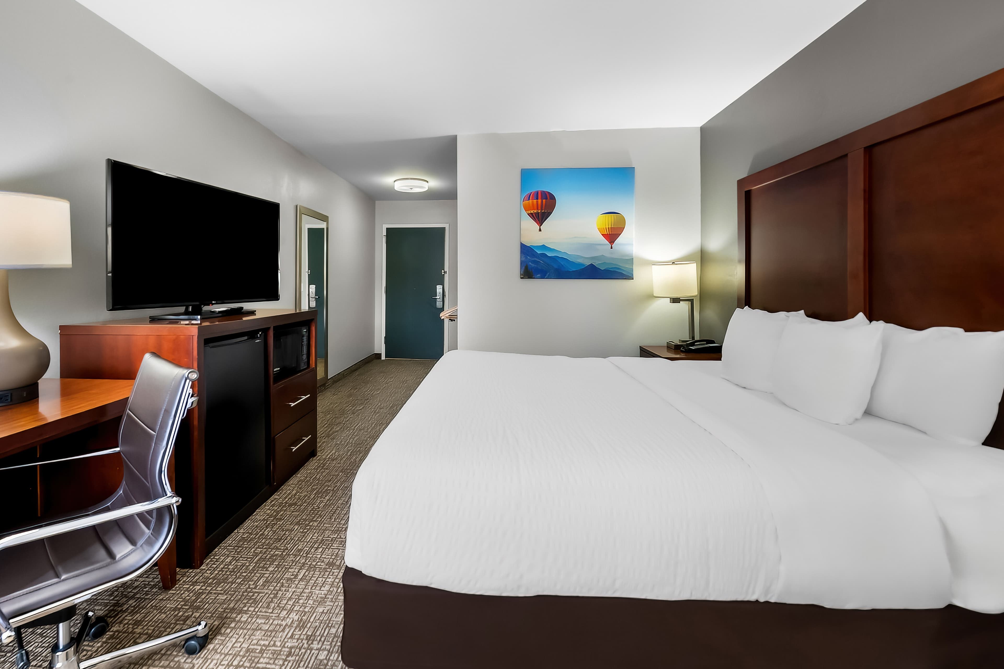 Clarion Pointe Apex - Holly Springs — 7