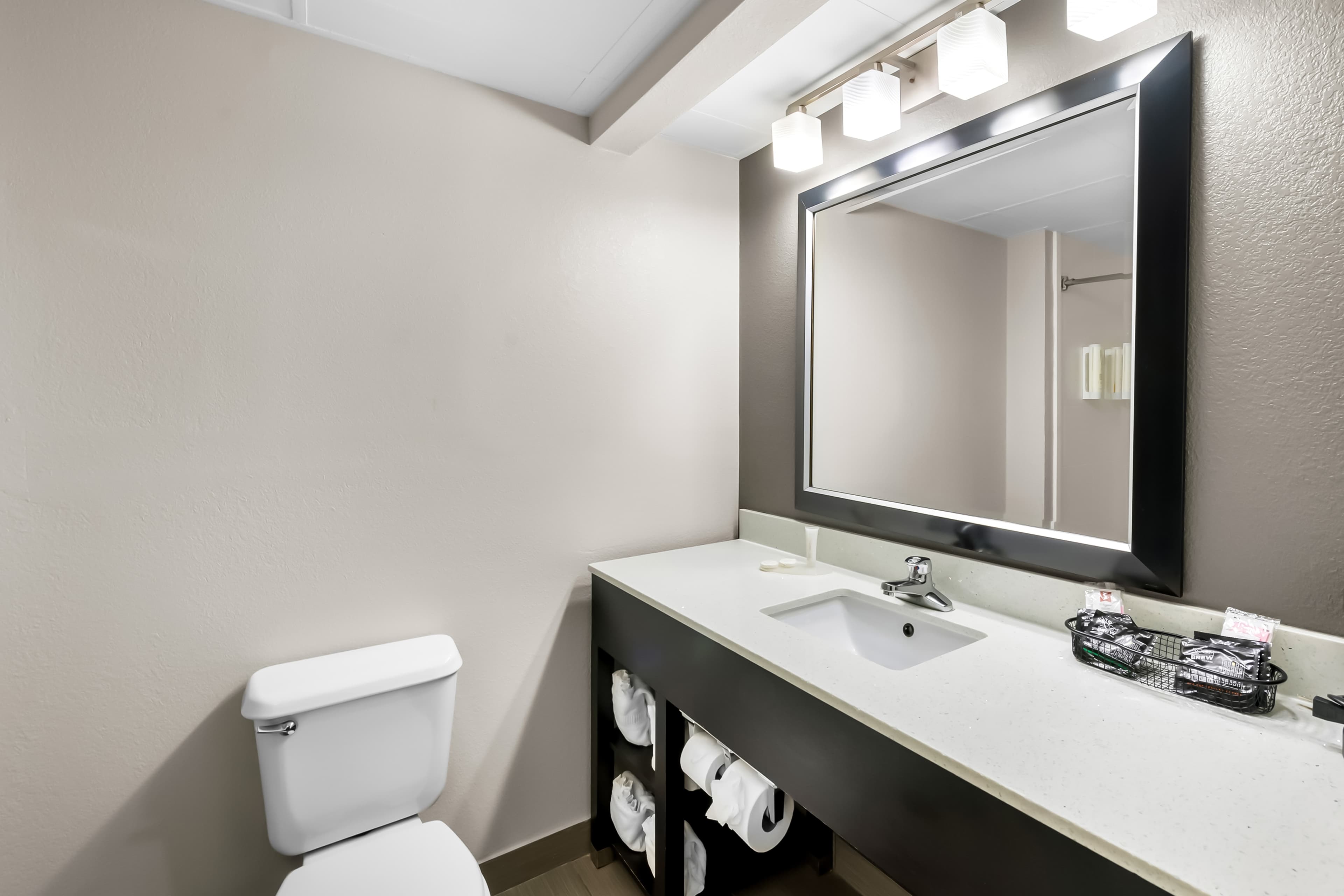 Clarion Pointe Apex - Holly Springs — 21
