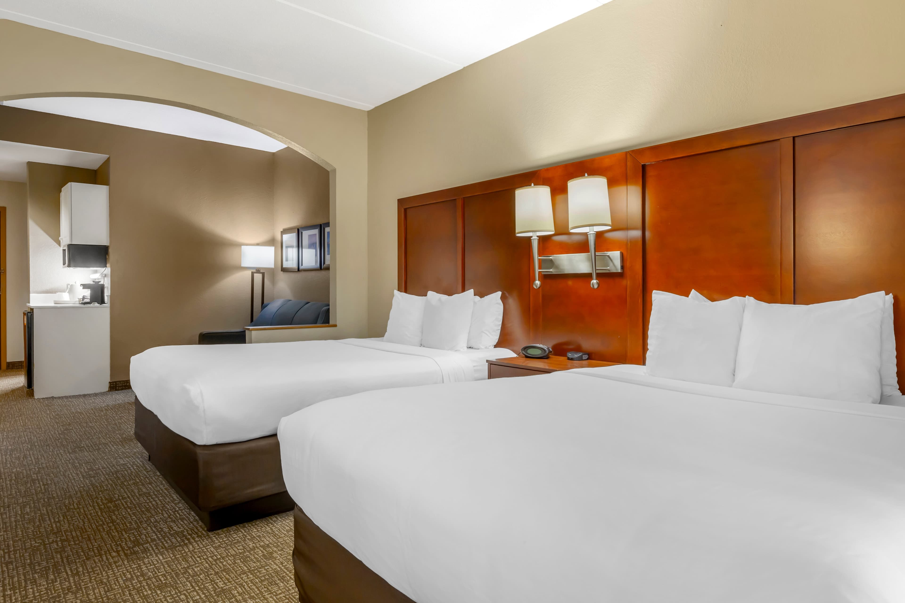 Comfort Suites Regency Park — 24
