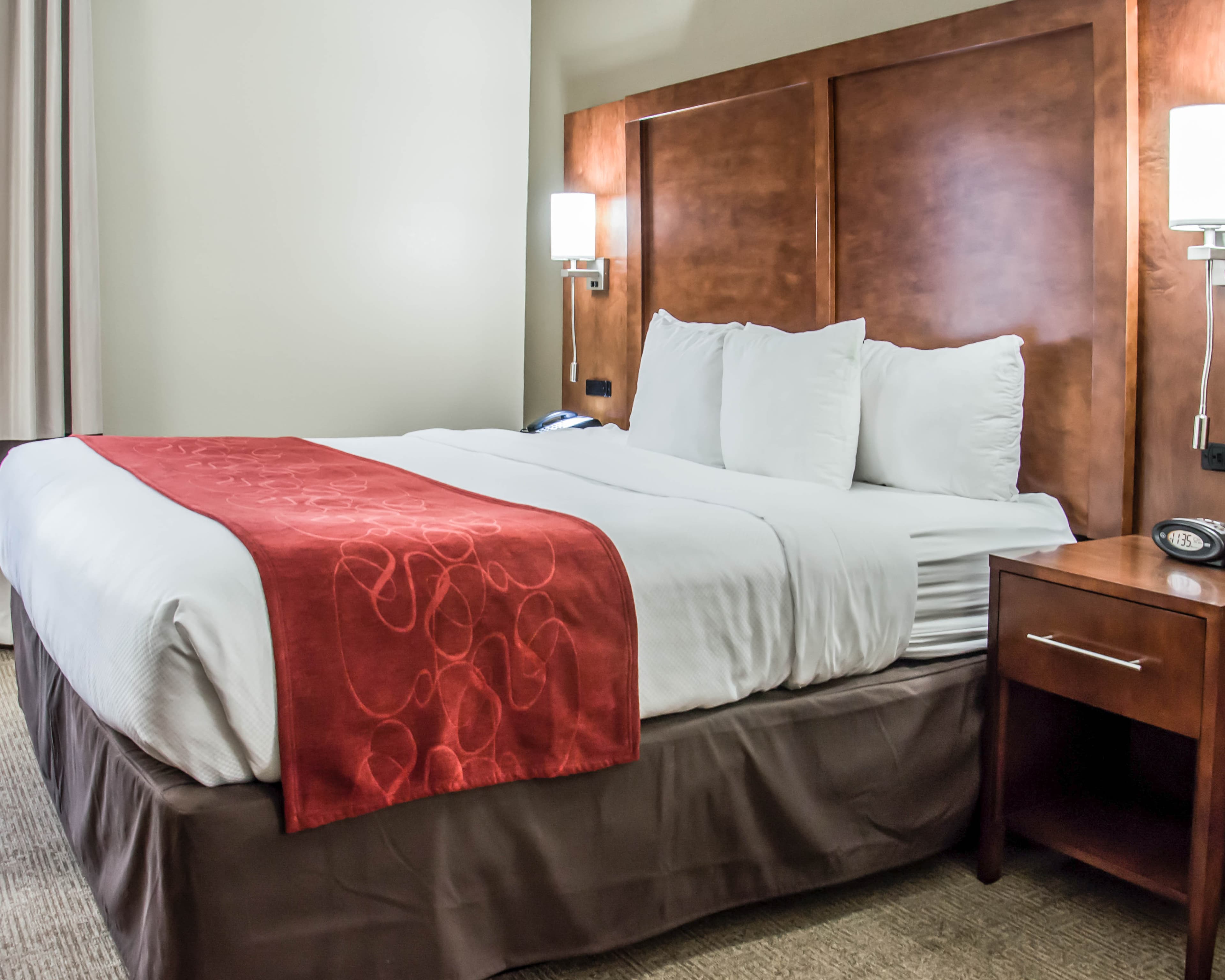 Comfort Suites University - Research Park - Image 2