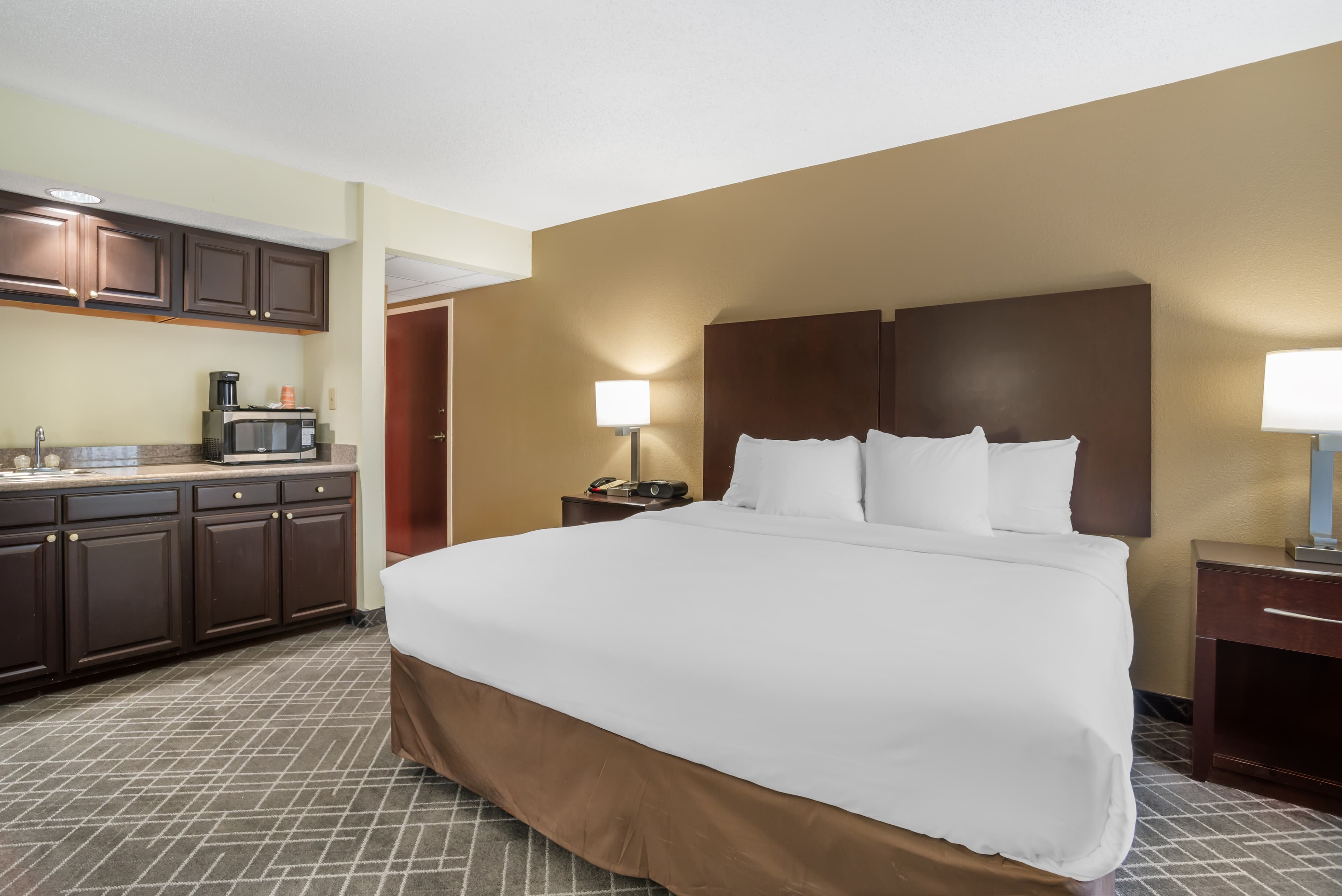 Comfort Inn & Suites Cornelius Lake Norman — 15