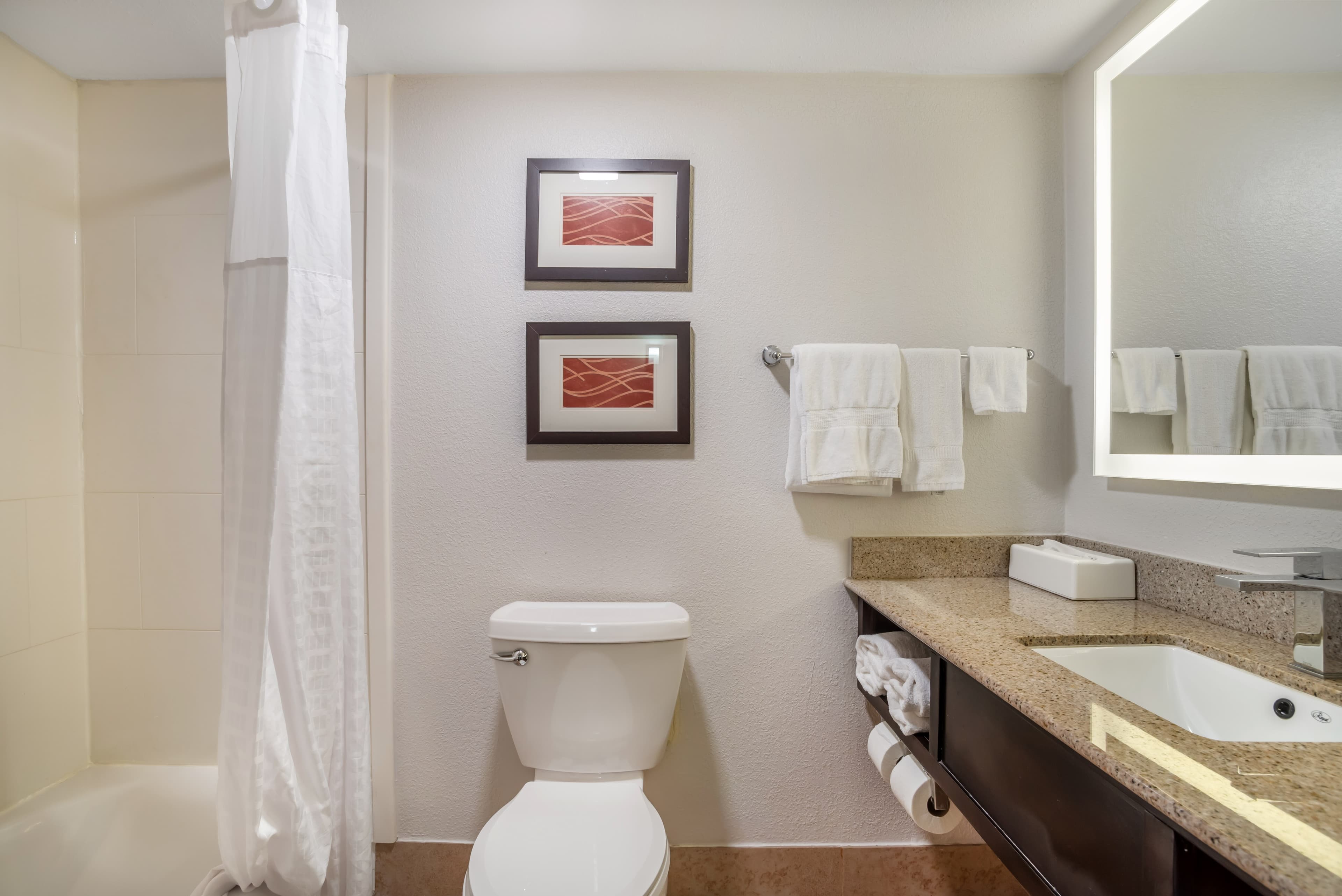 Comfort Inn & Suites Cornelius Lake Norman — 21