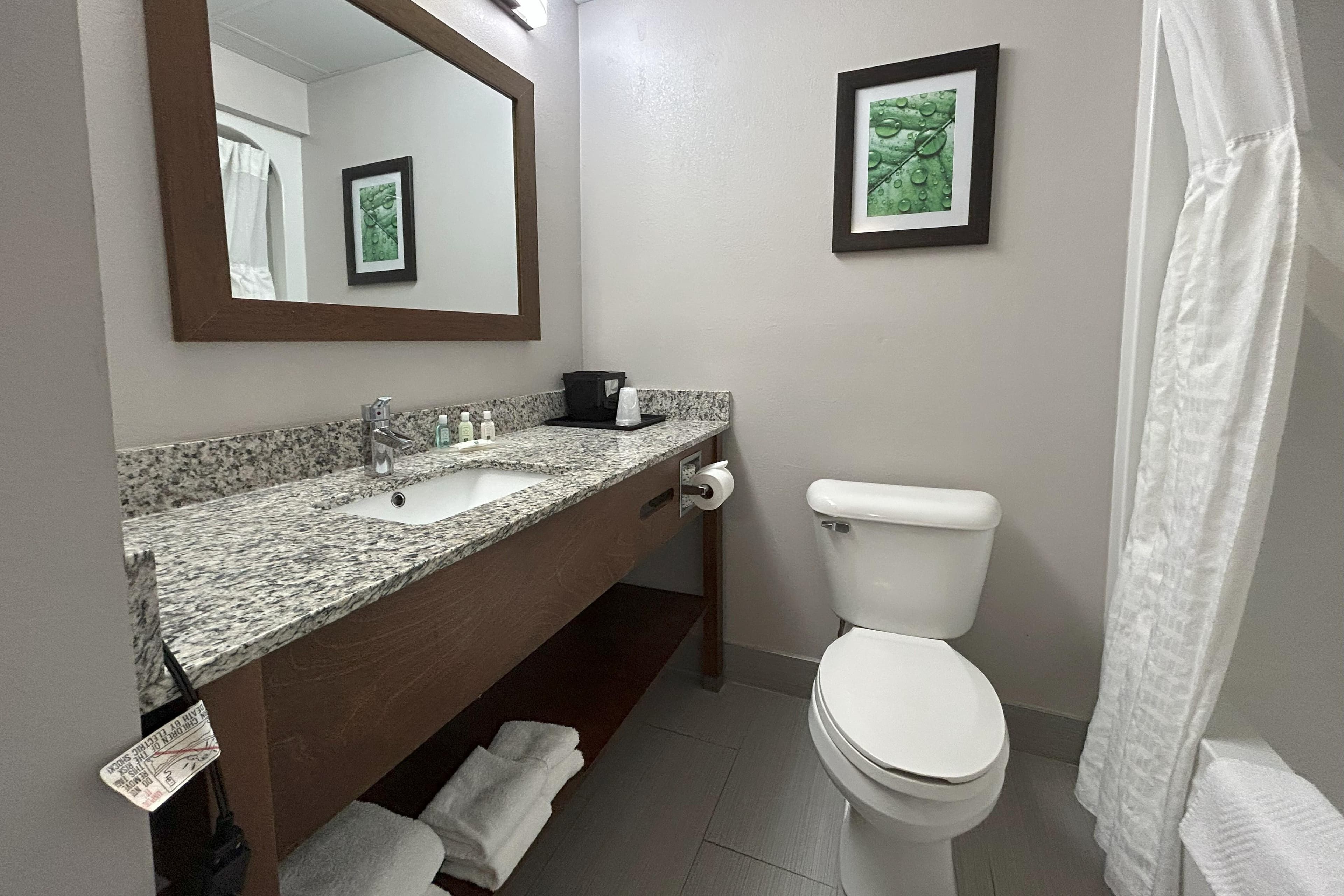 Quality Inn & Suites Tarboro - Kingsboro — 16