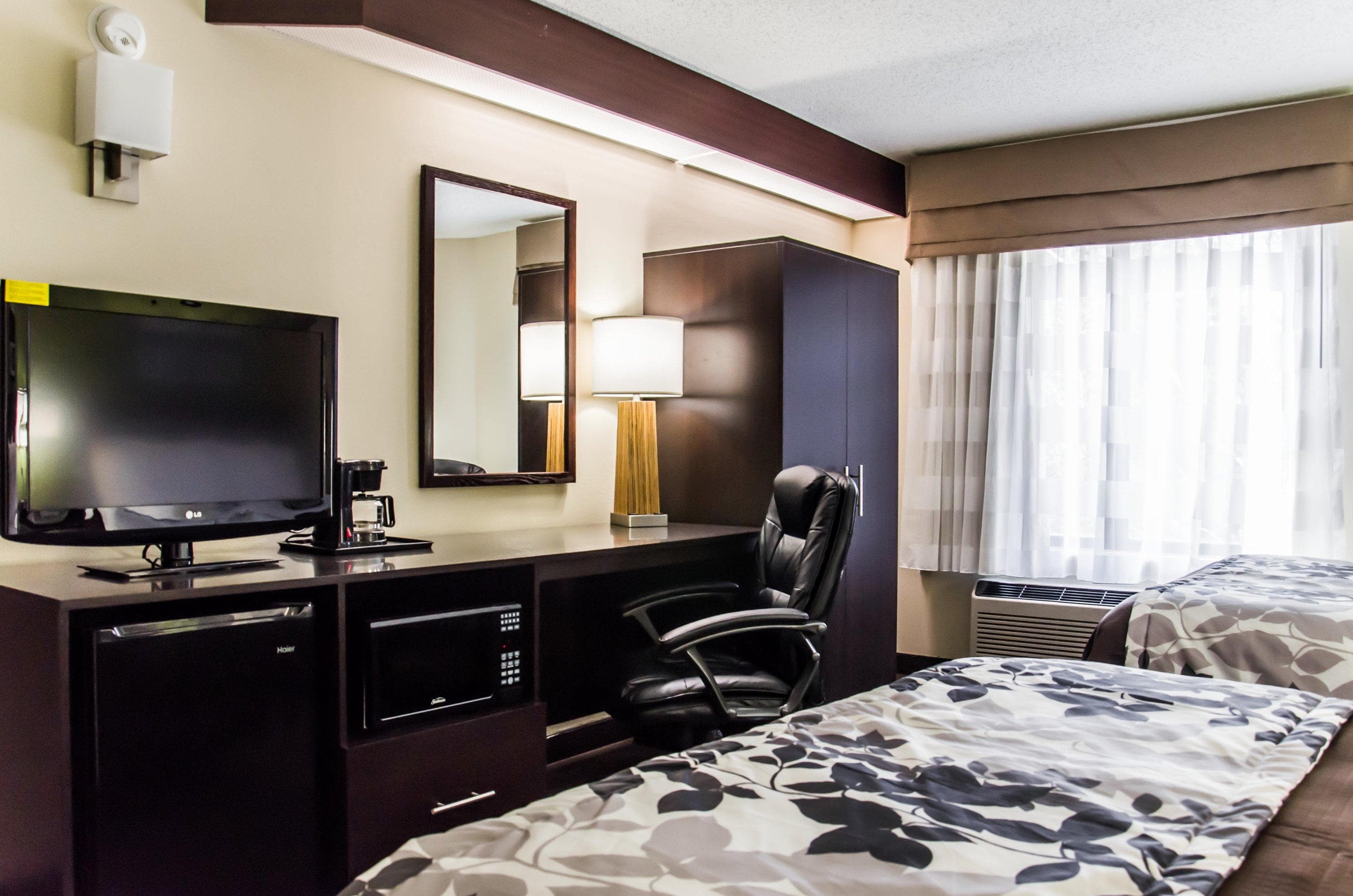 Sleep Inn Airport - Billy Graham Parkway — 13
