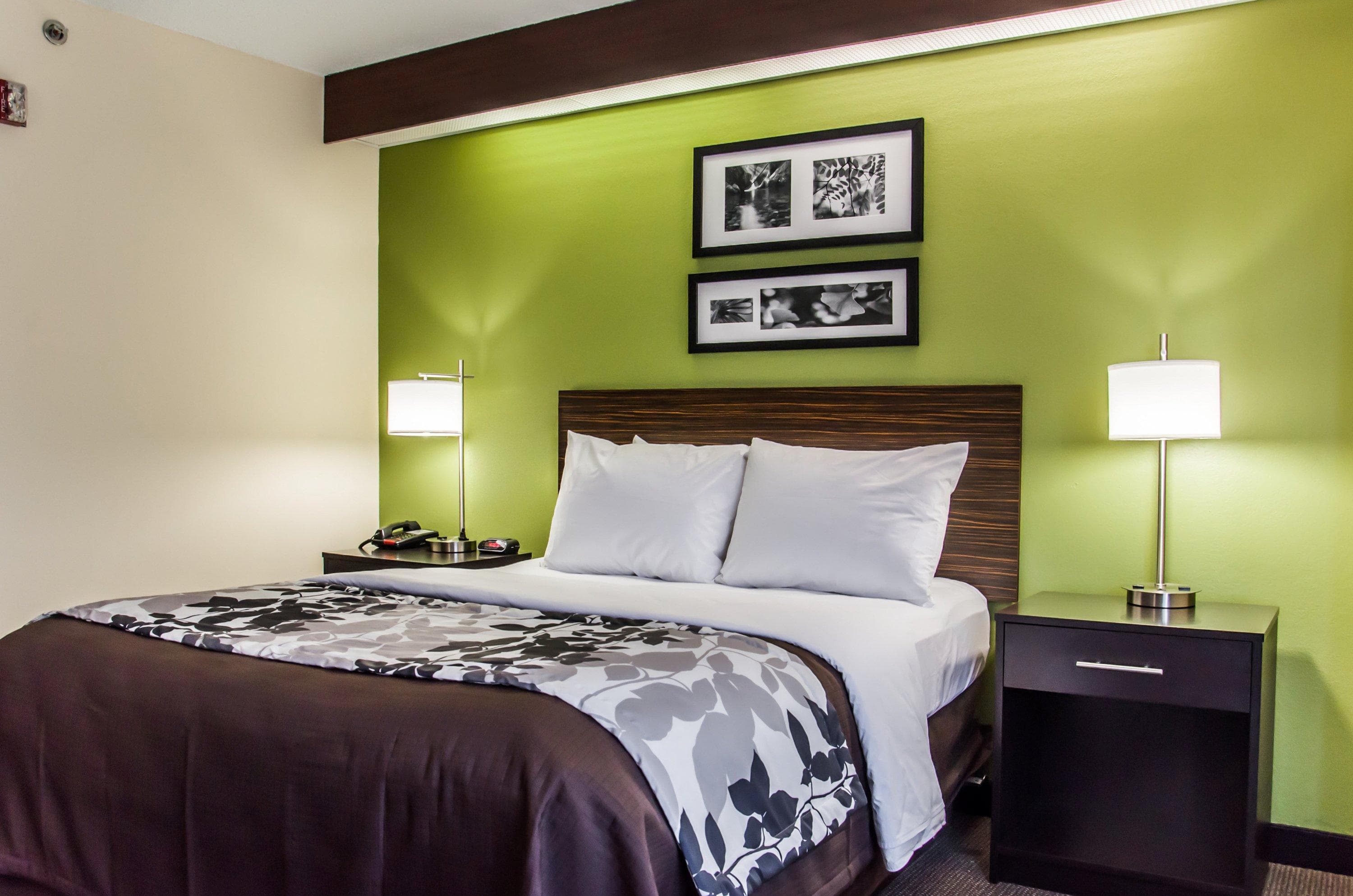 Sleep Inn Airport - Billy Graham Parkway - Image 2