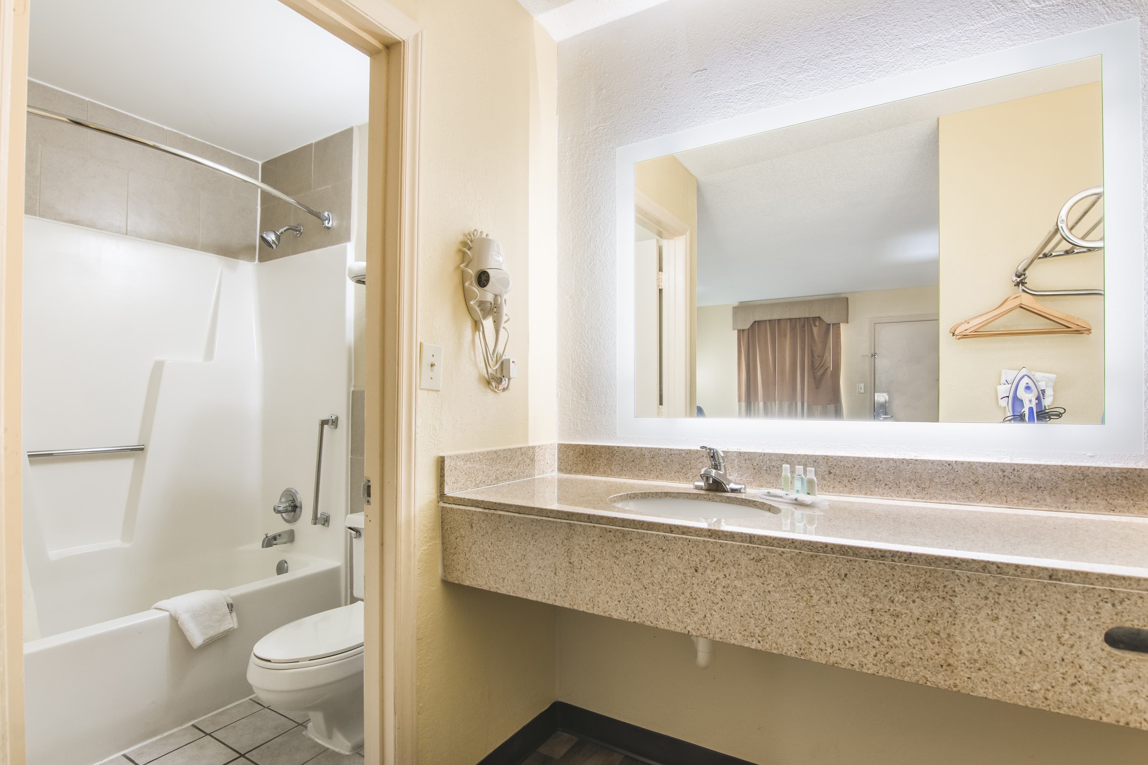 Quality Inn Kings Mountain - Image 5