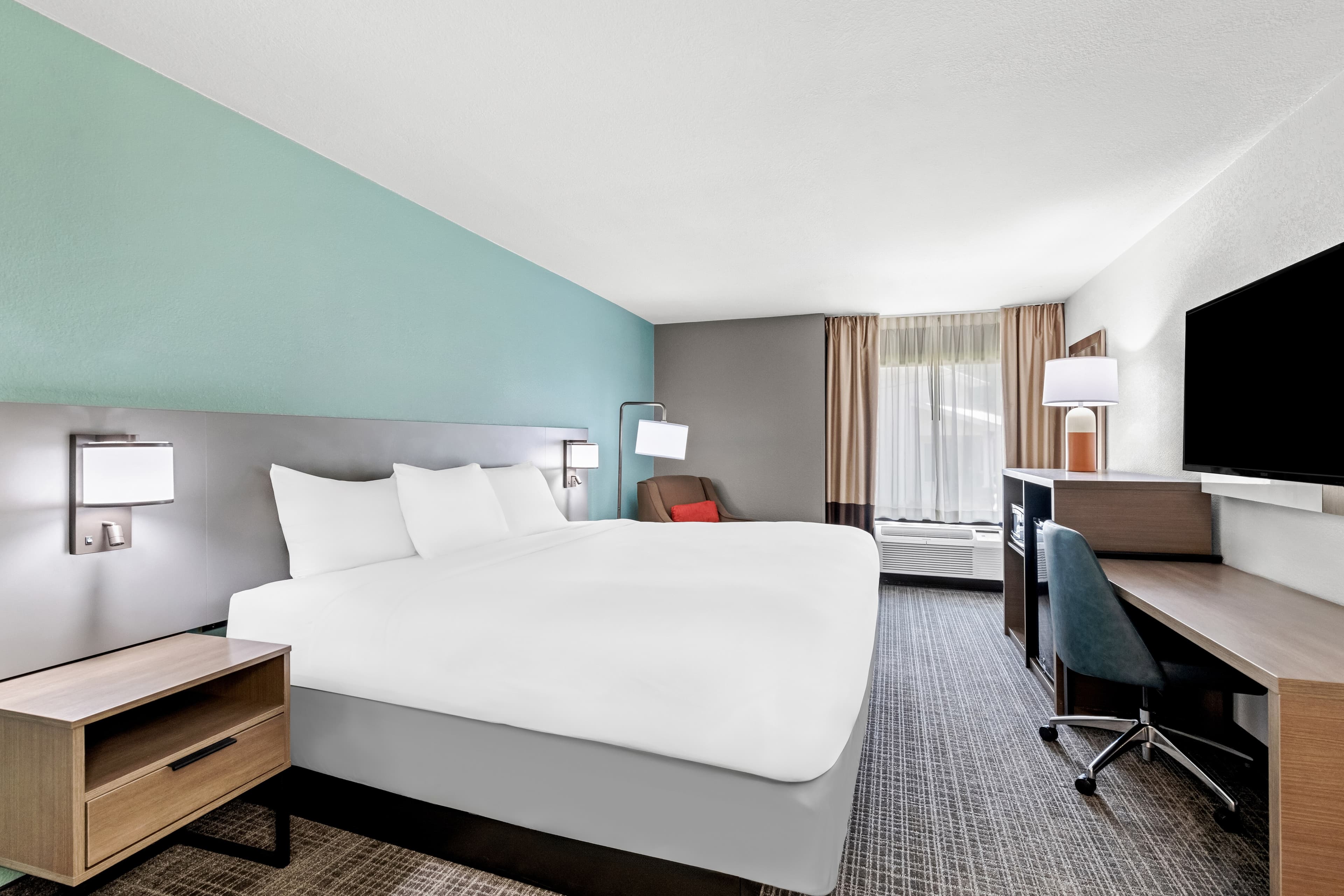 Comfort Inn near Great Smoky Mountain National Park - Image 2