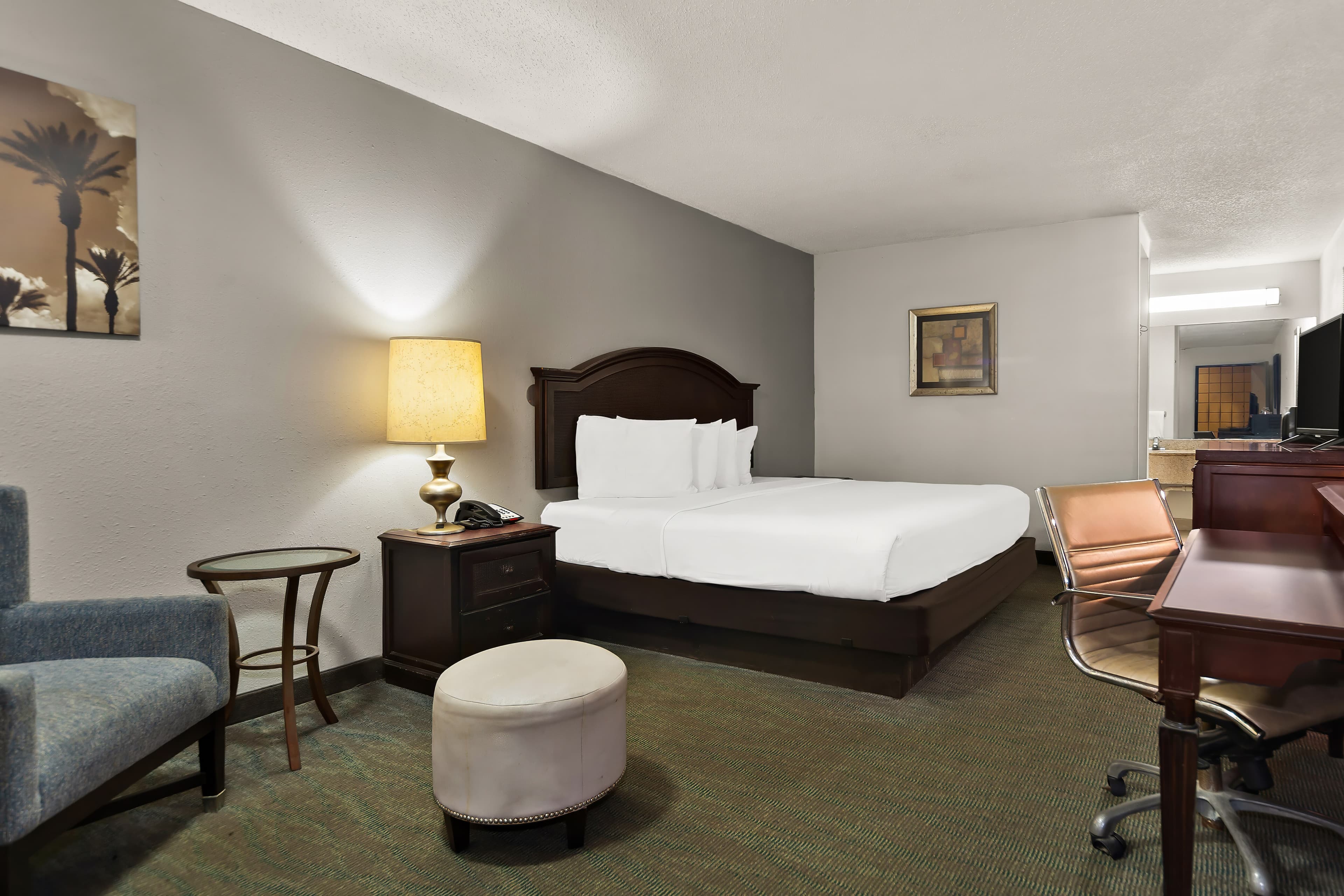 Rodeway Inn Lumberton Central - Image 2