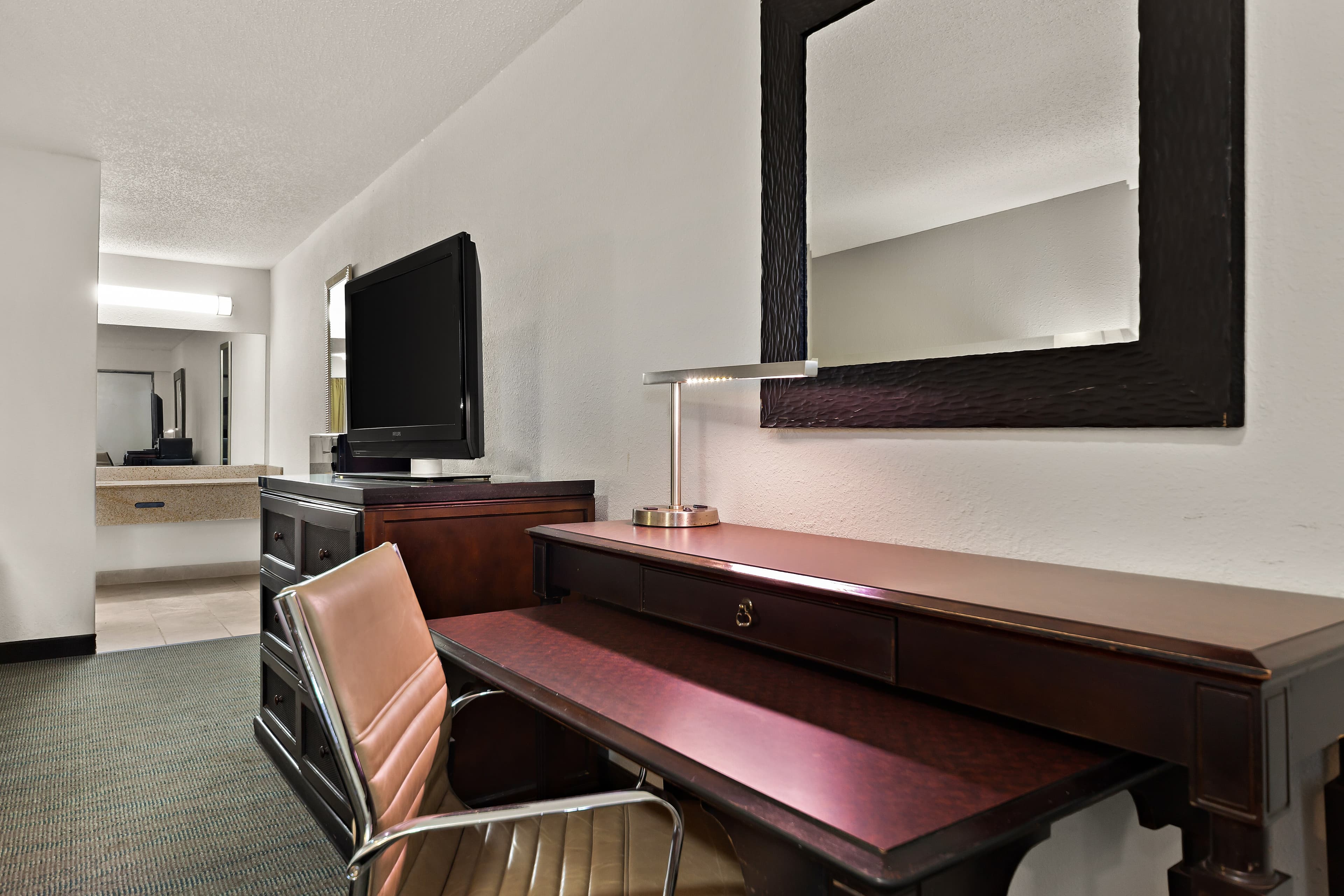 Rodeway Inn Lumberton Central — 35