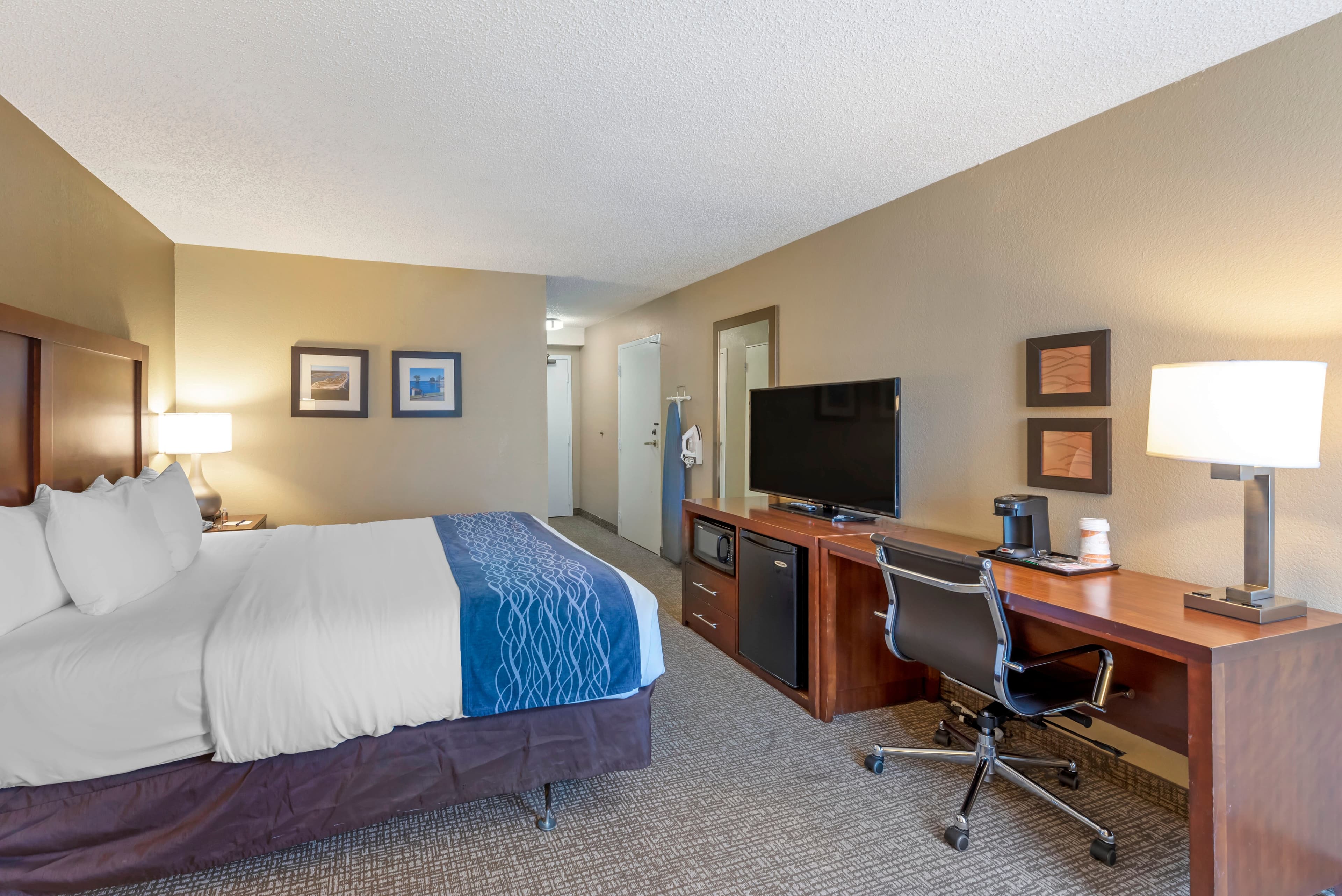 Comfort Inn Elizabeth City near University - Image 5