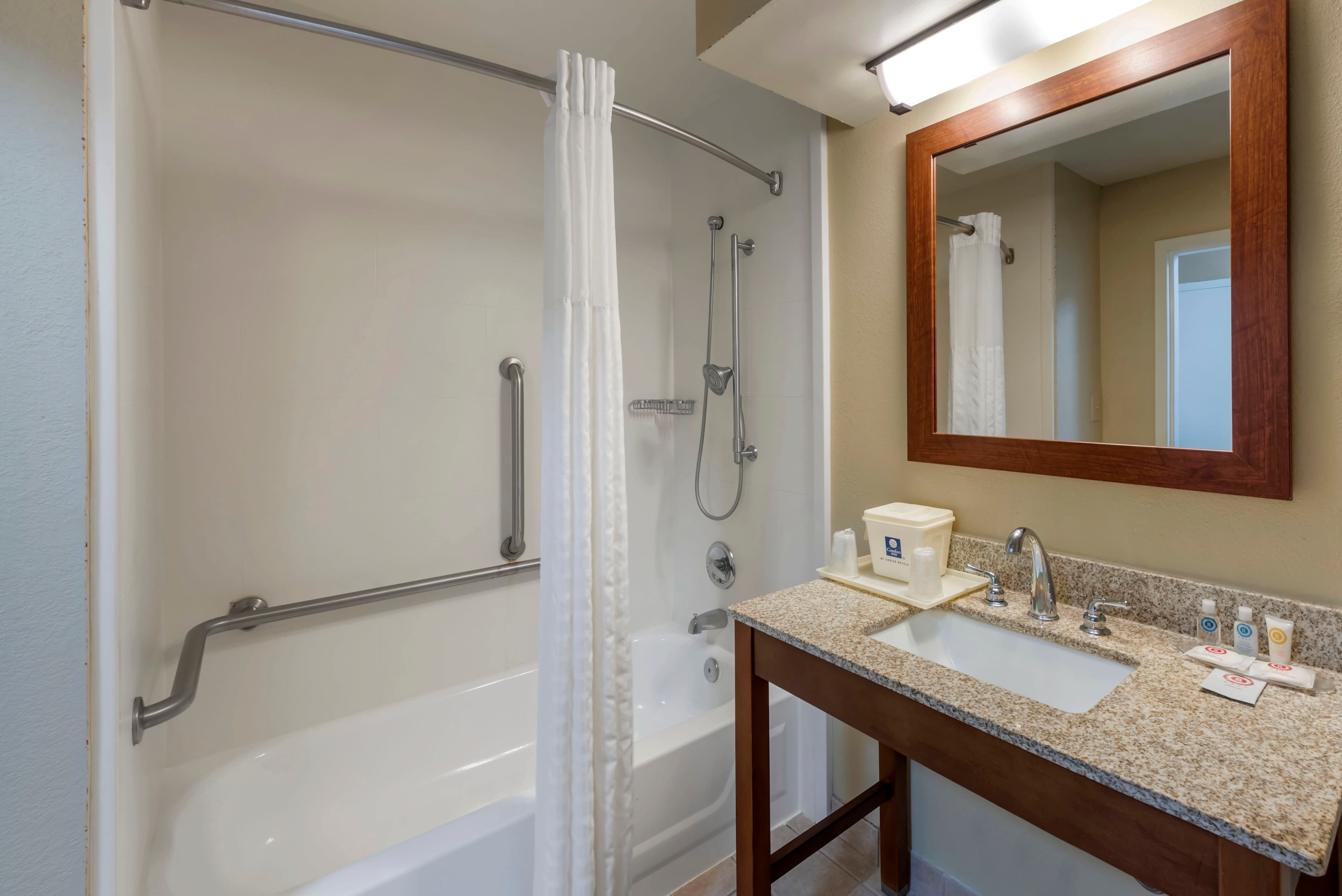 Comfort Inn Elizabeth City near University — 7