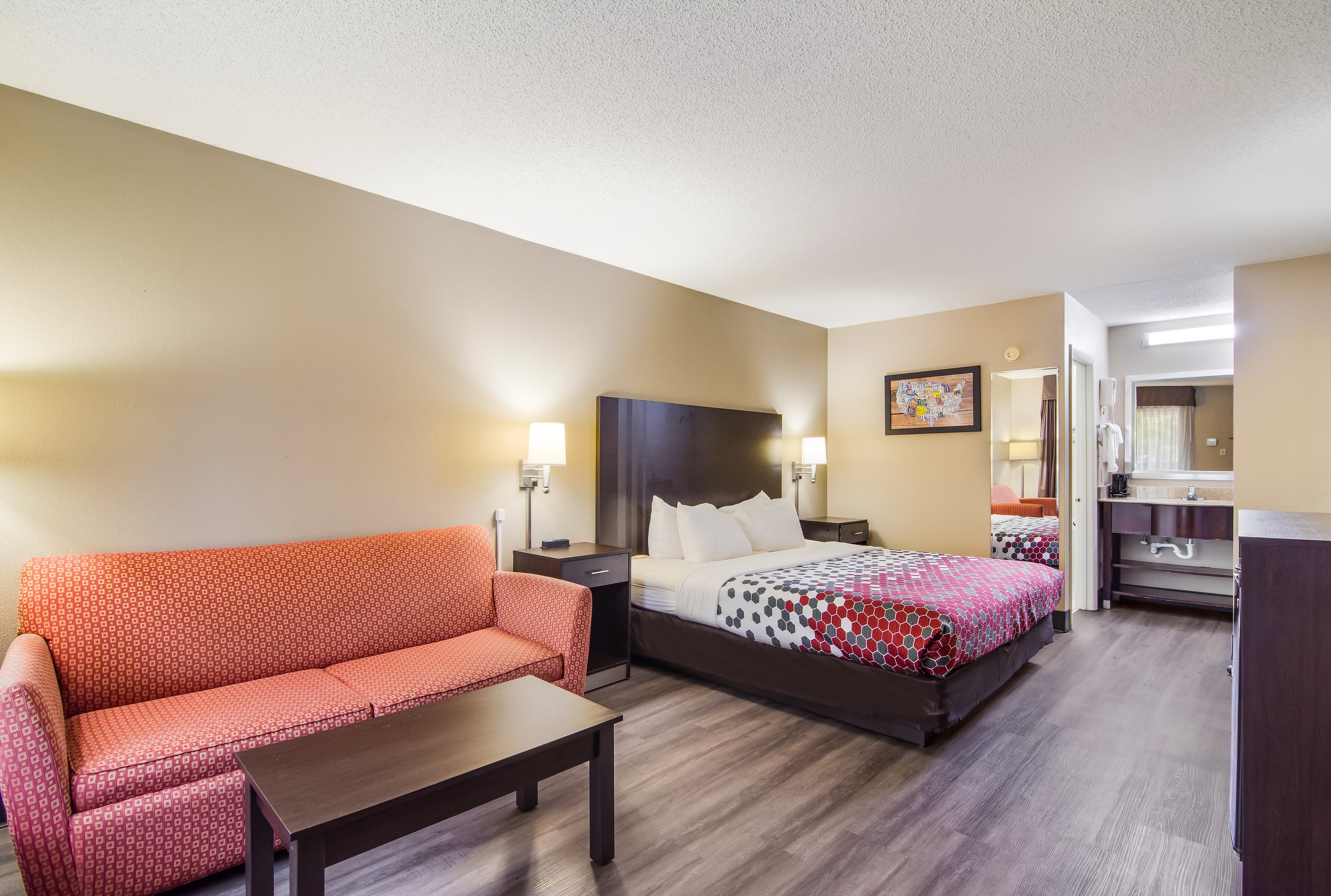 Econo Lodge Garner - Raleigh - Image 5