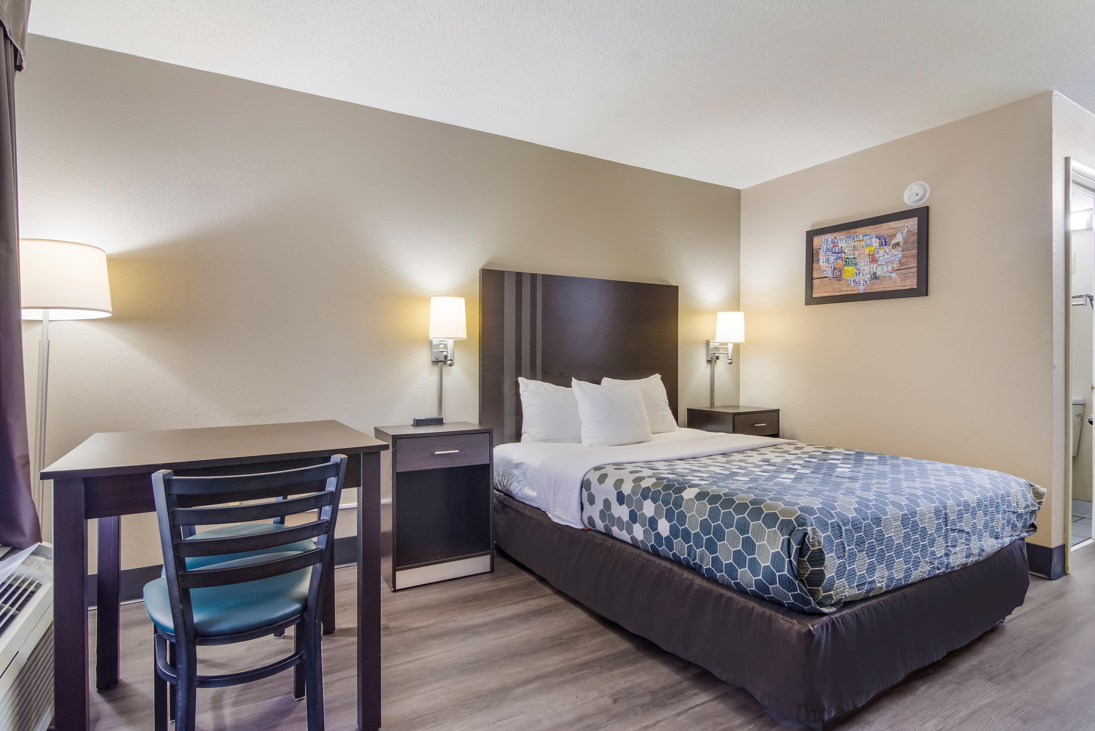 Econo Lodge Garner - Raleigh — 16