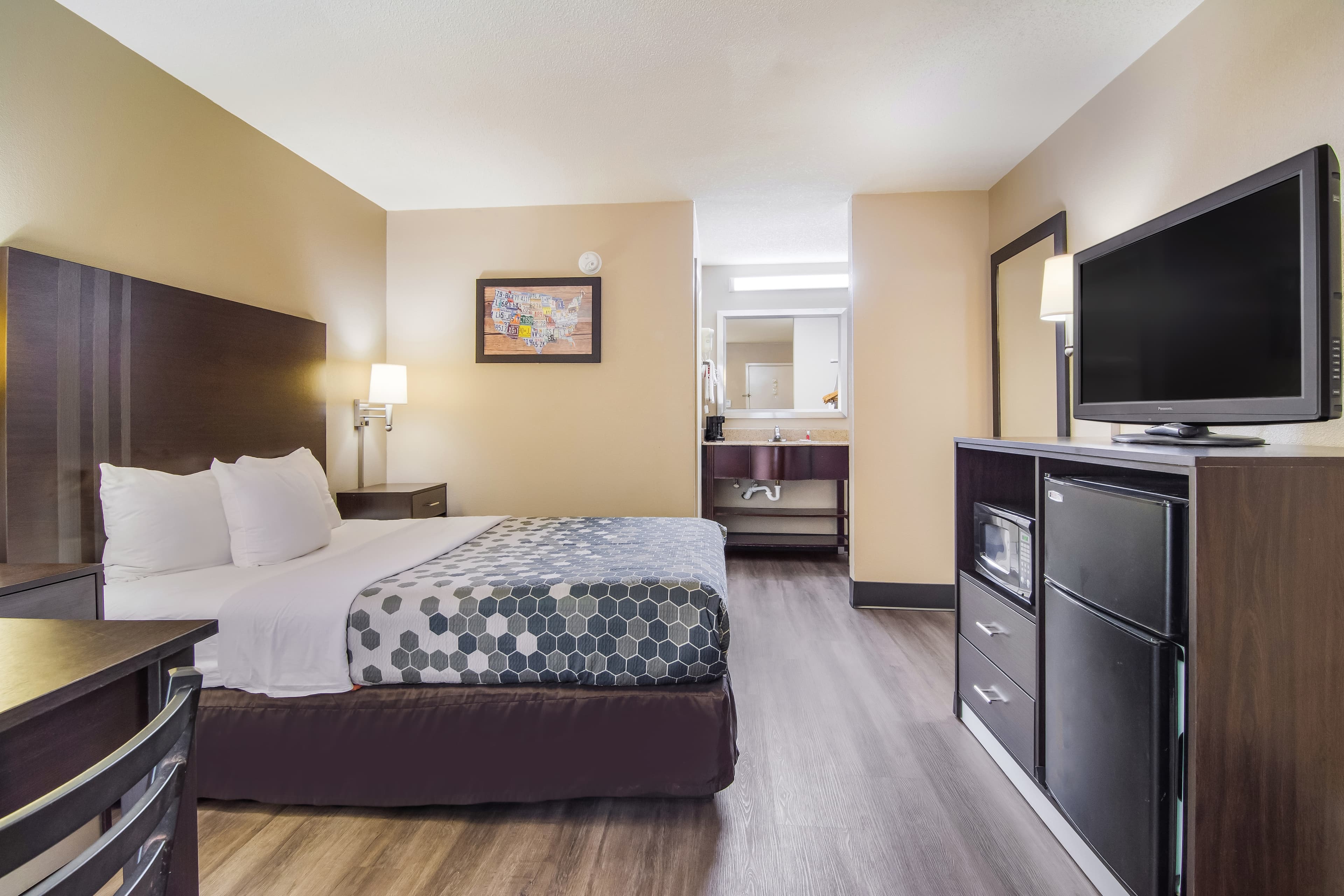 Econo Lodge Garner - Raleigh — 18