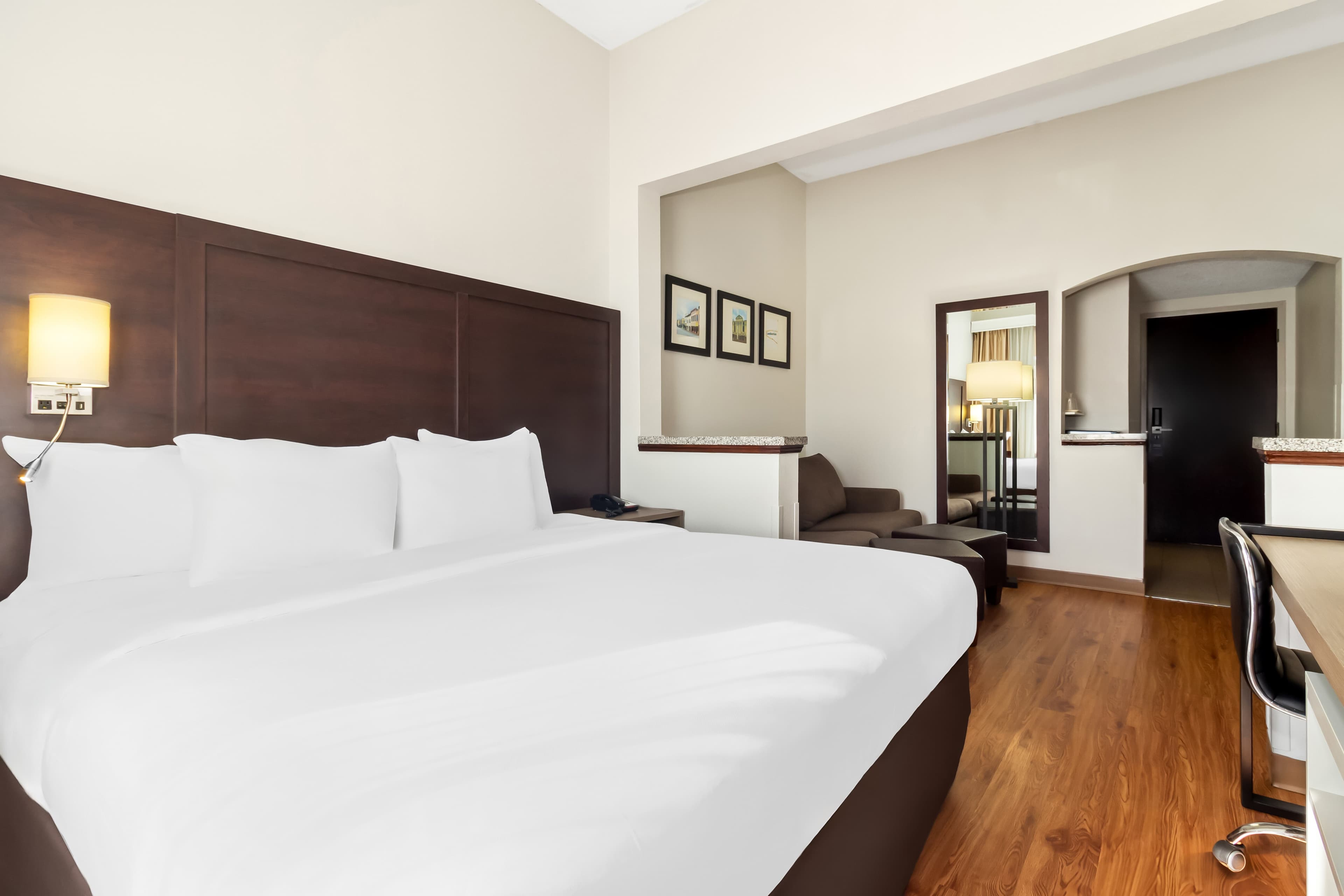Comfort Suites Lumberton North — 10