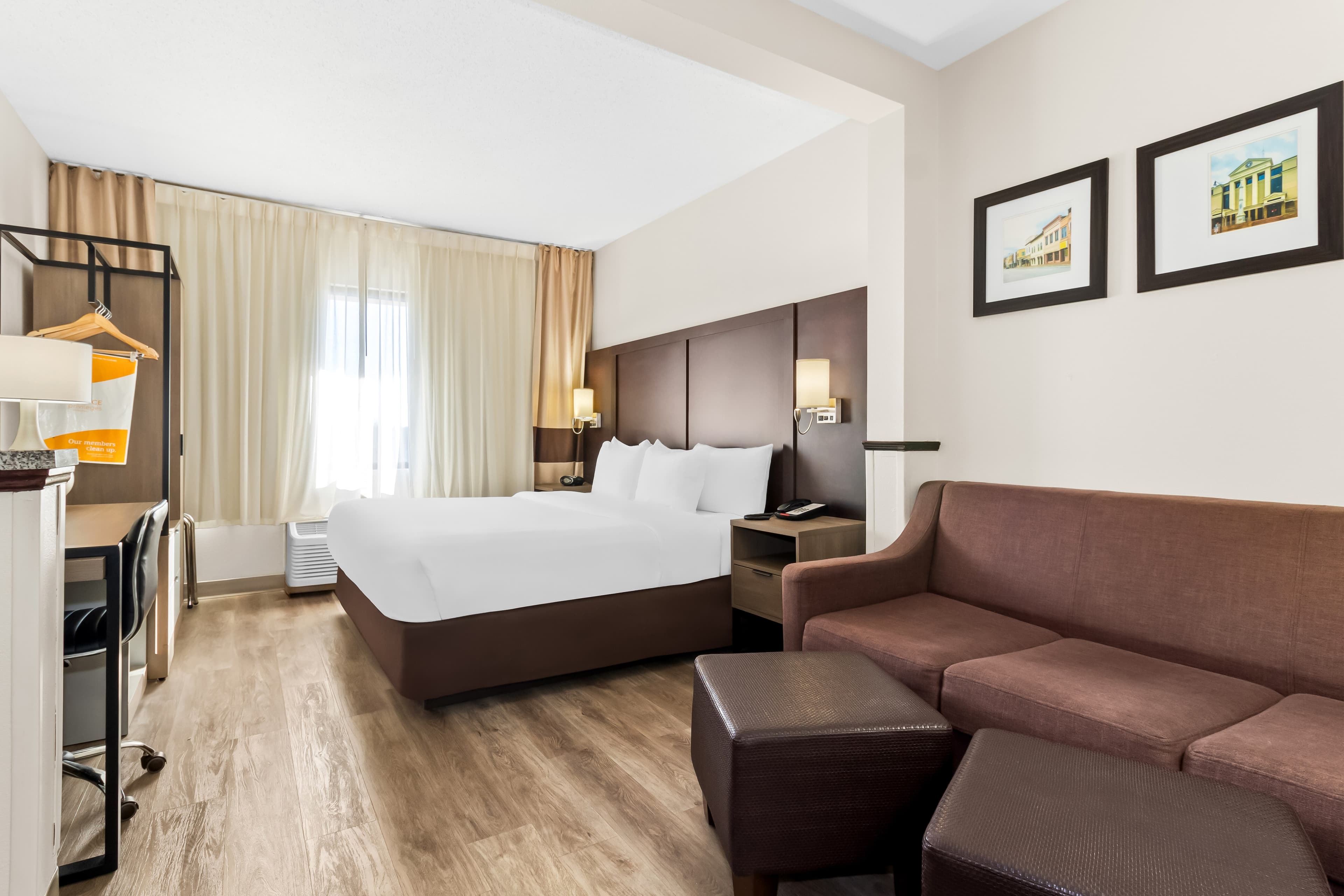 Comfort Suites Lumberton North — 13