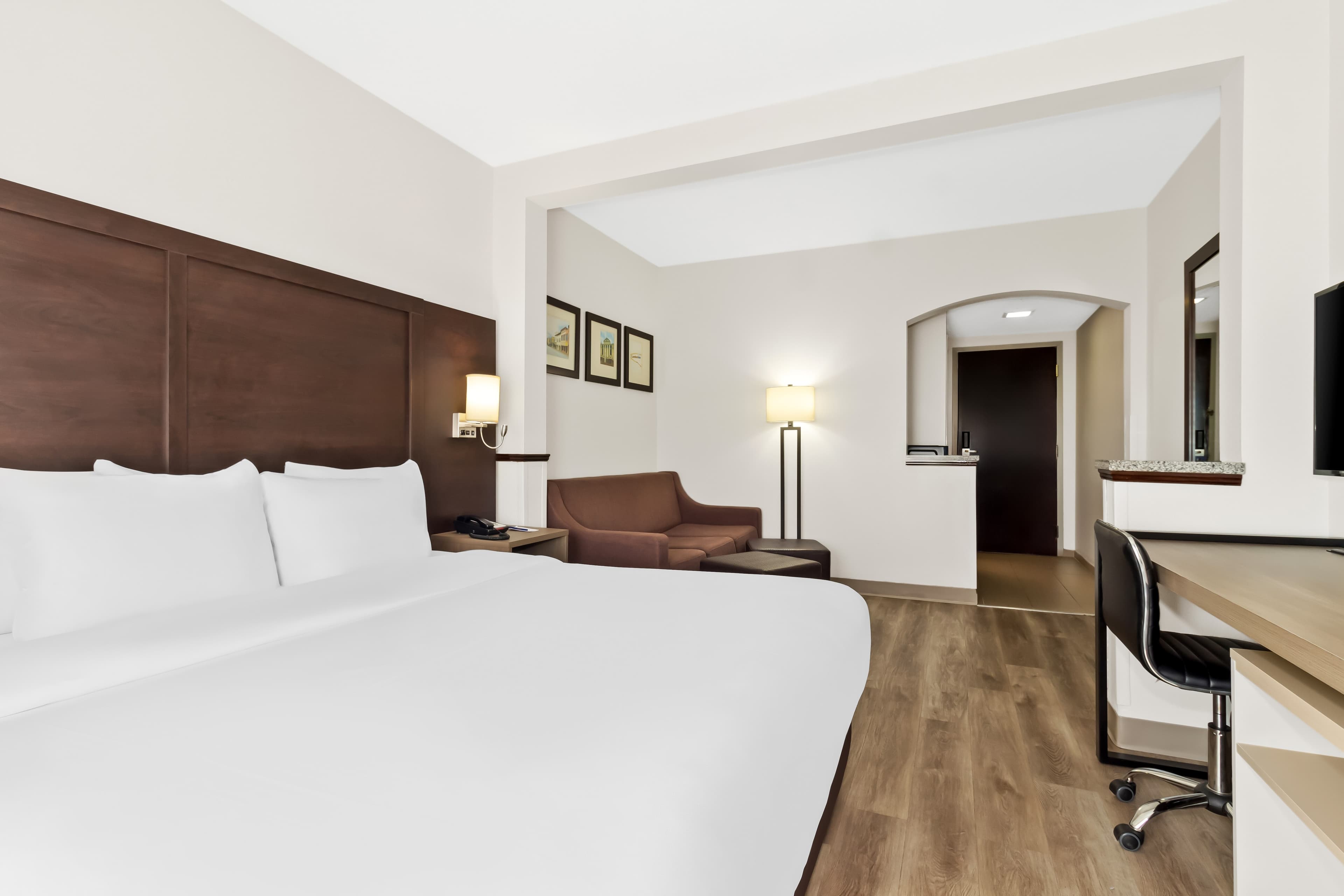 Comfort Suites Lumberton North — 14
