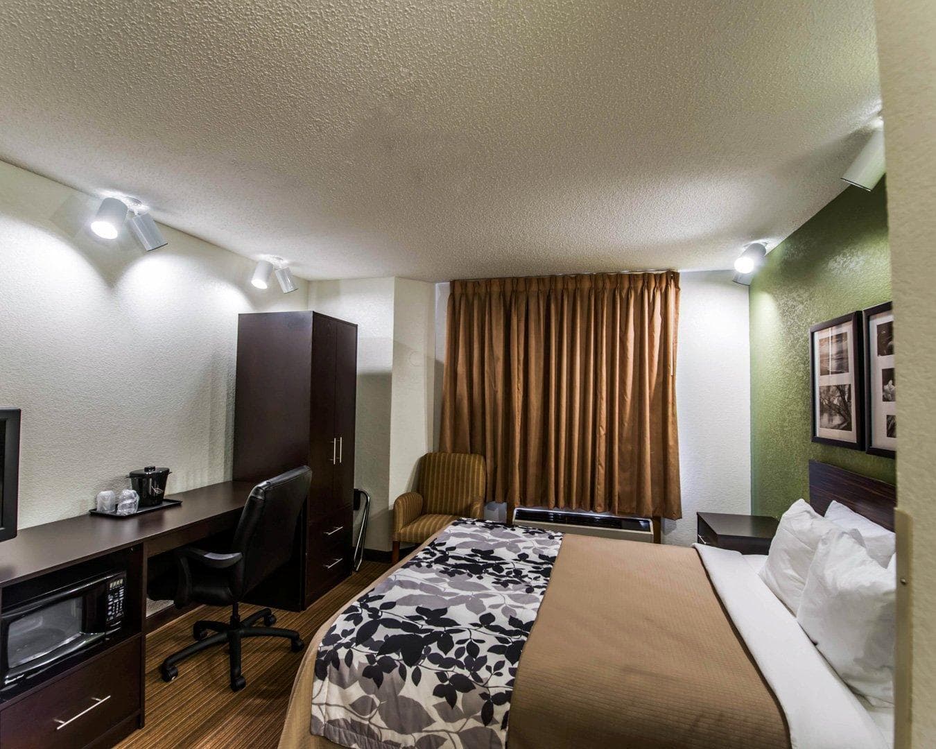 Sleep Inn Morganton Southeast — 11