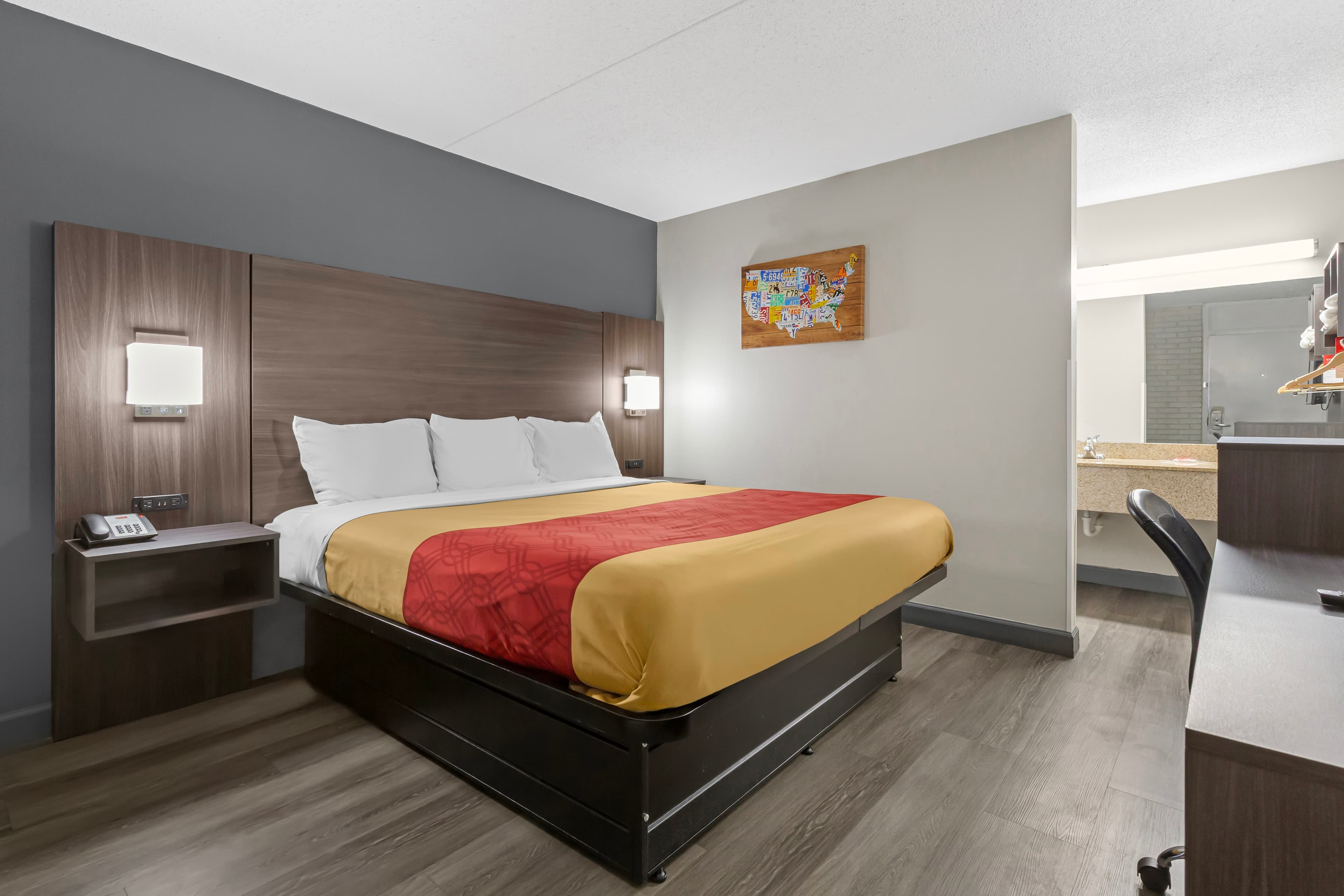 Econo Lodge Creedmoor - Butner — 20