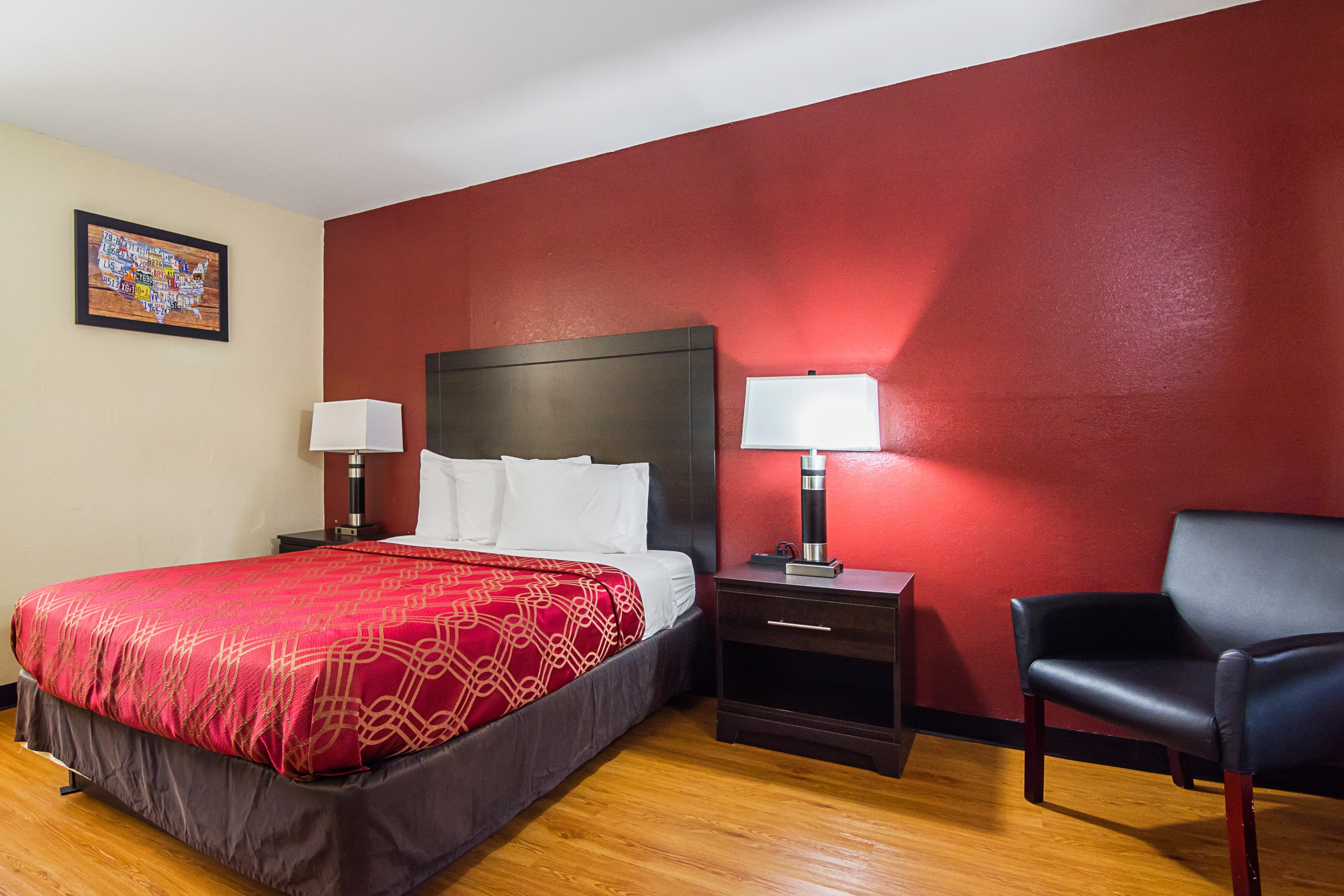 Econo Lodge Research Triangle Park — 29