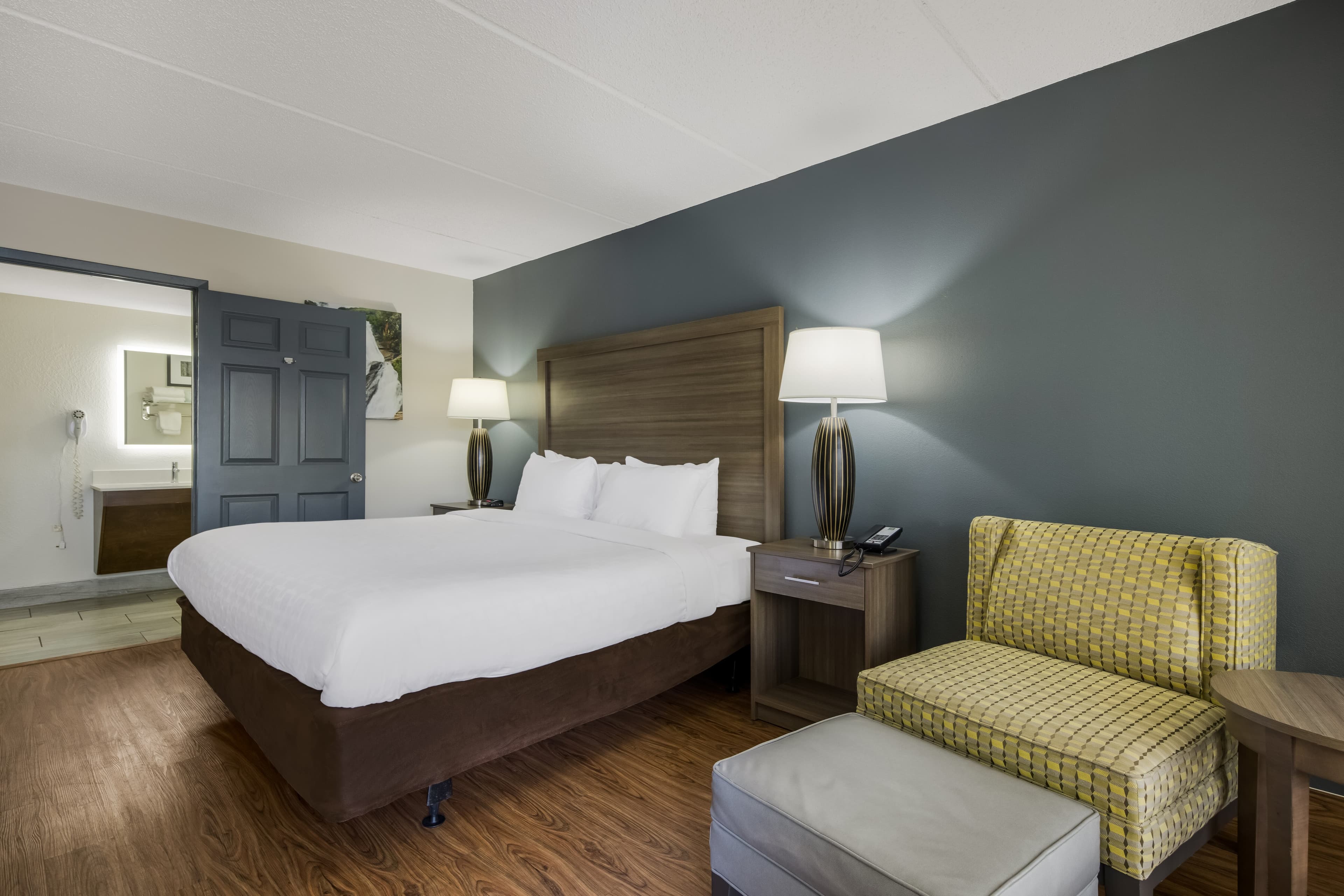 Quality Inn Asheville Airport — 6