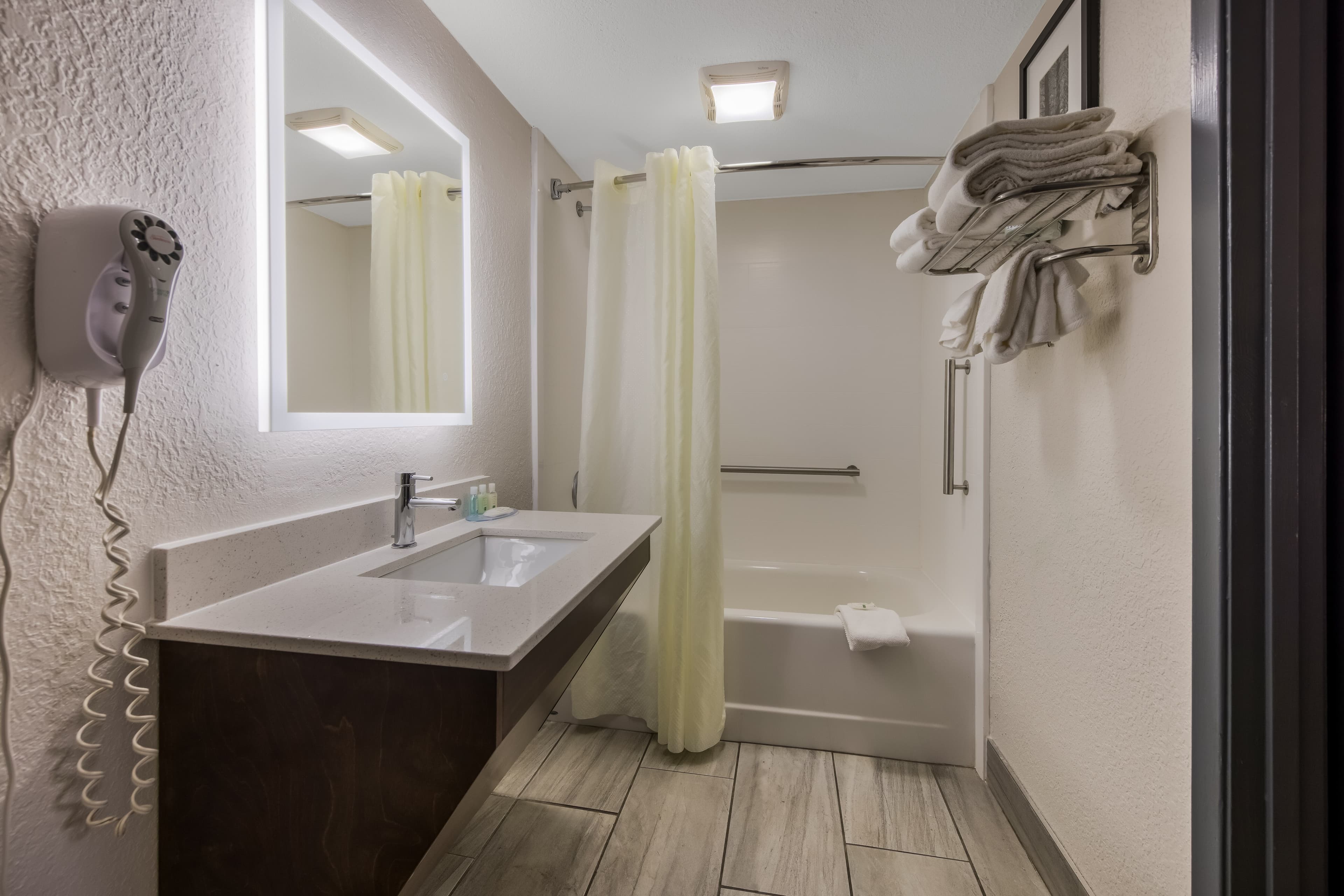 Quality Inn Asheville Airport — 9