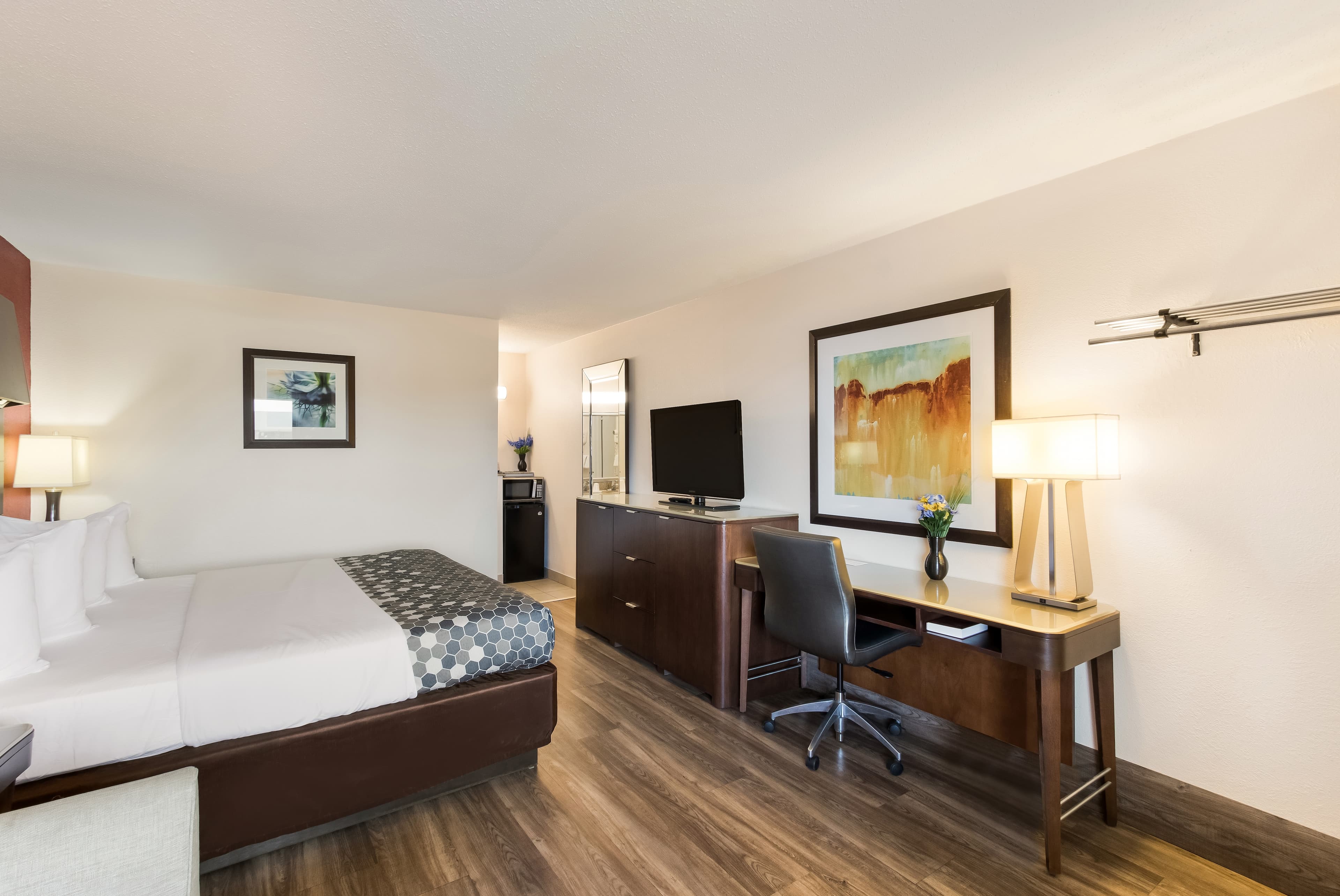 Econo Lodge Washington NC North — 7