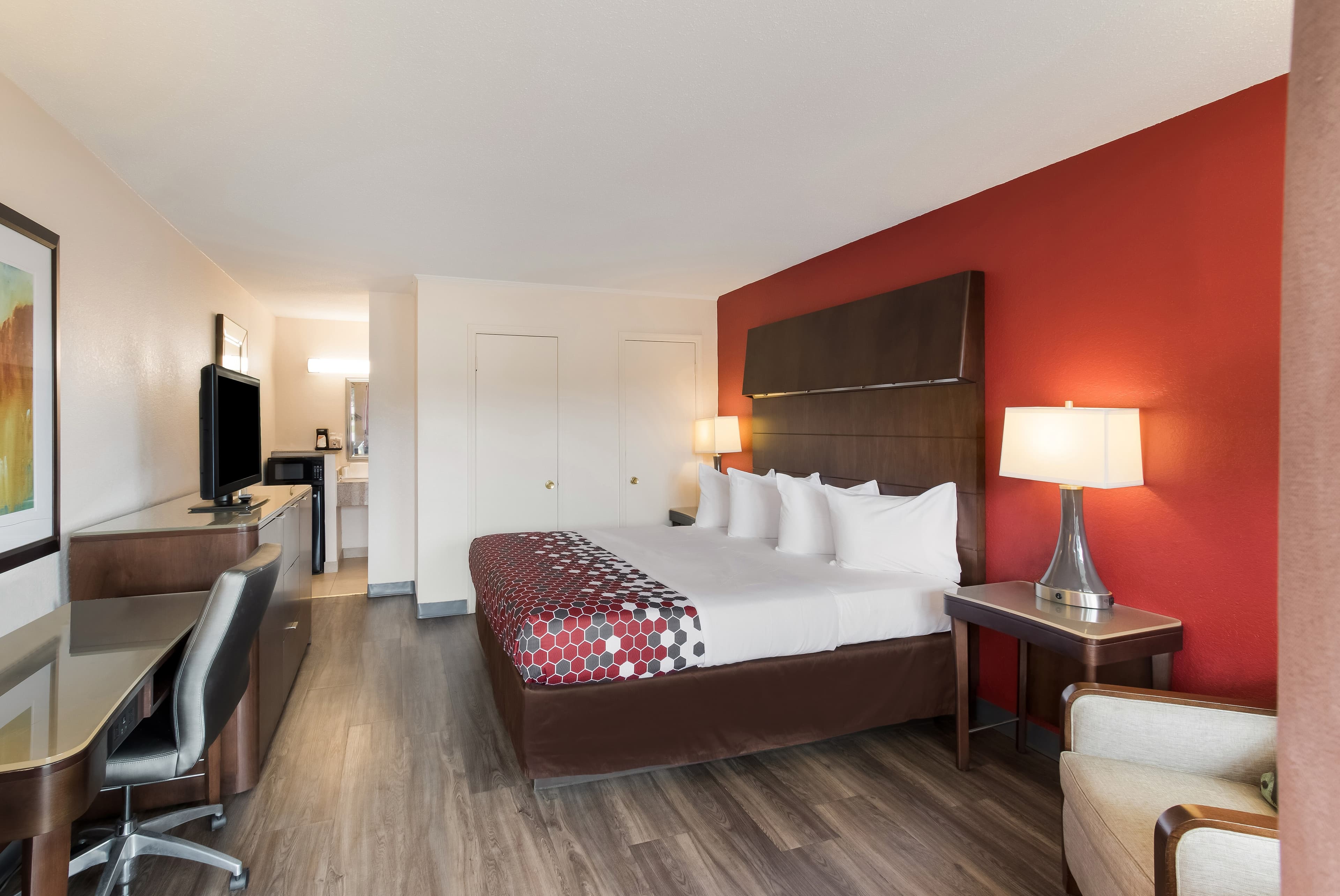 Econo Lodge Washington NC North — 18