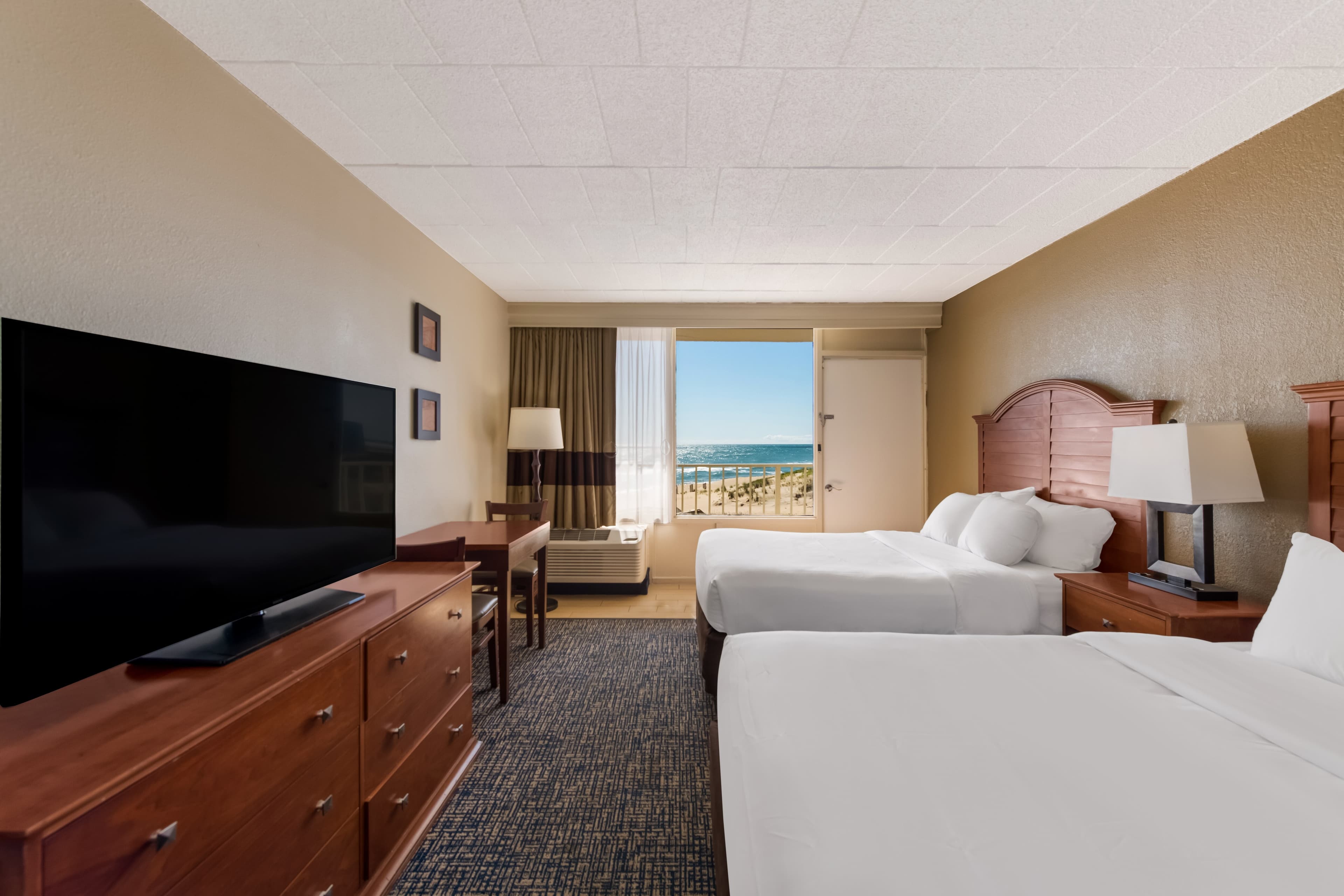 Comfort Inn South Oceanfront — 28