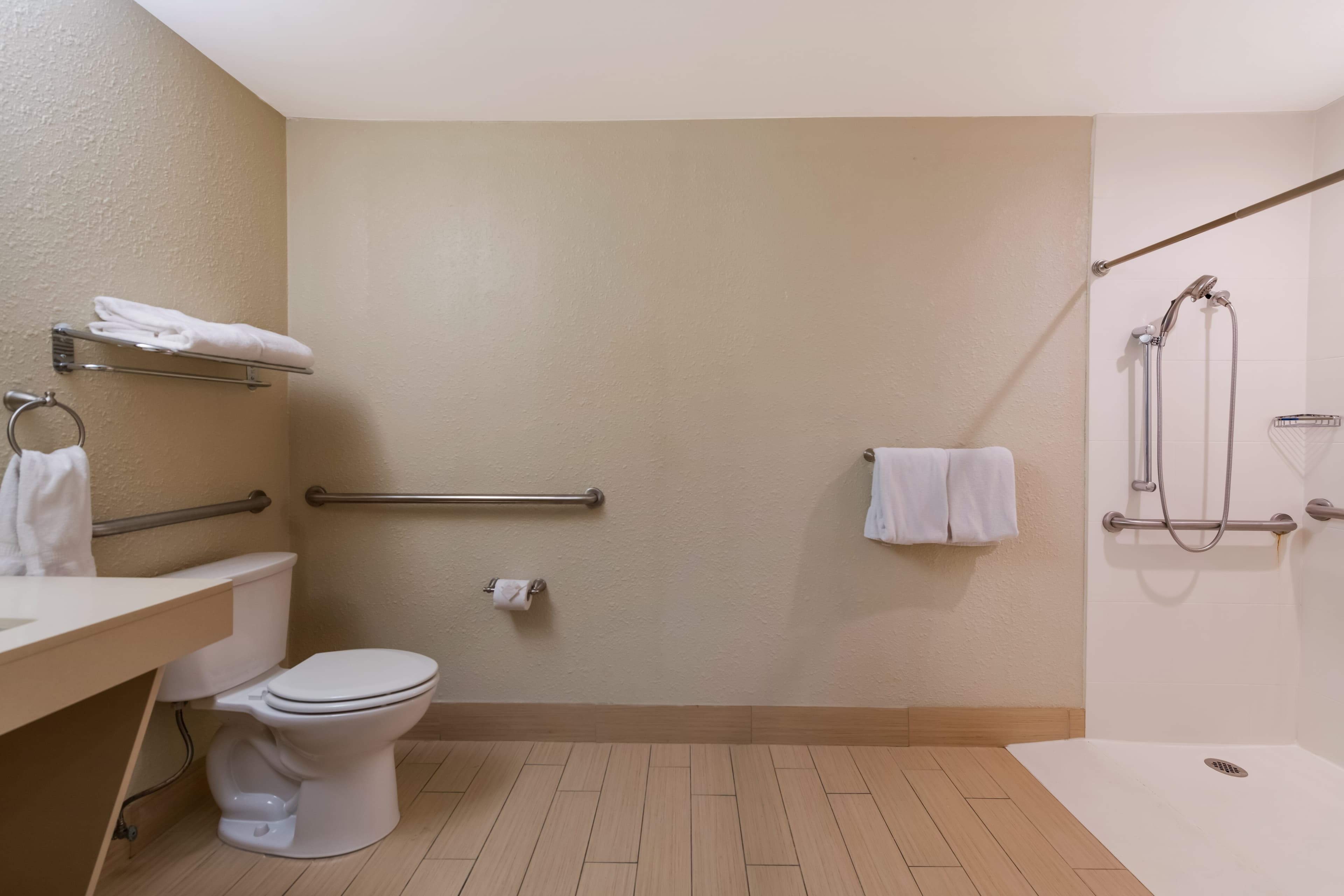 Comfort Inn South Oceanfront — 10