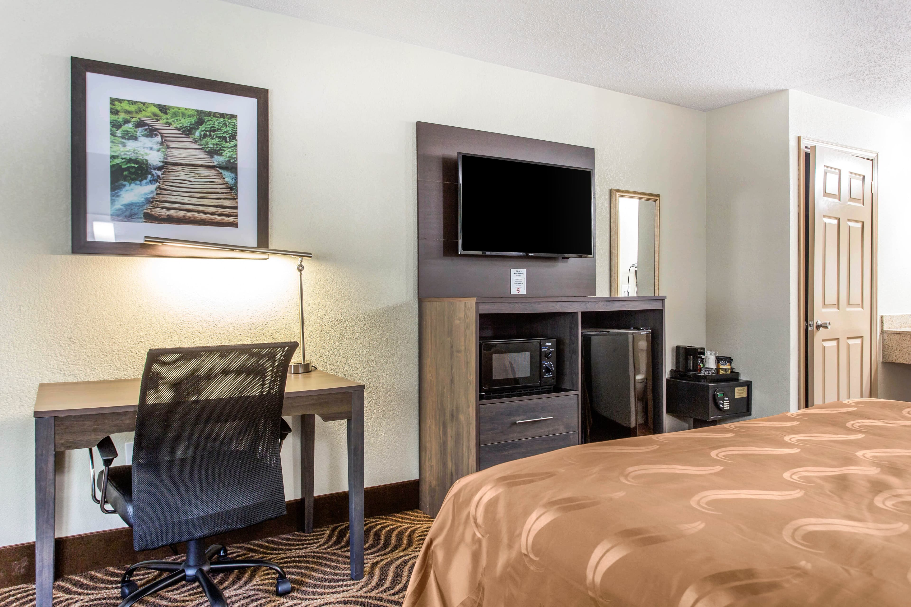 Quality Inn Black Mountain-Asheville East - Image 4