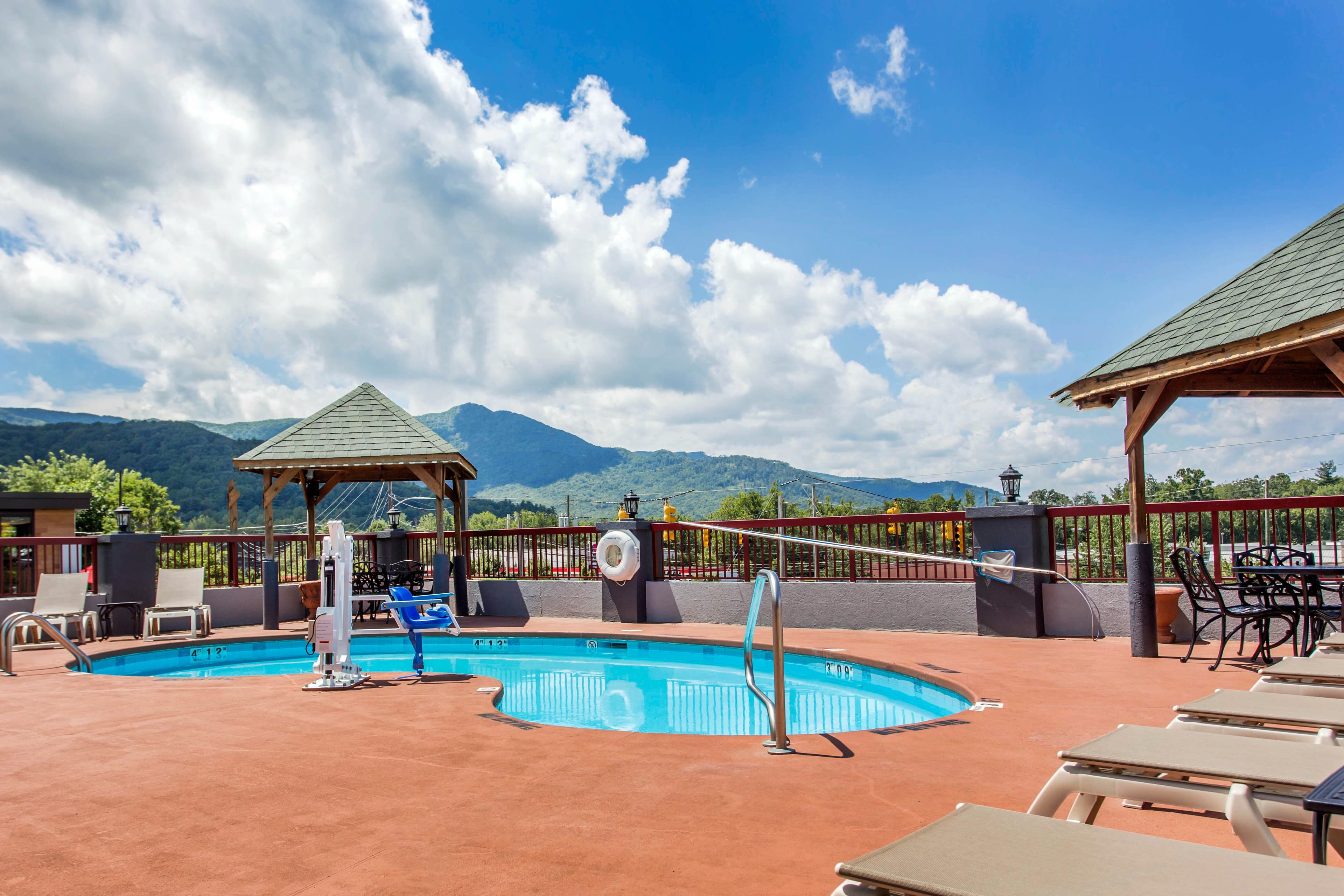 Quality Inn Black Mountain-Asheville East - Image 1