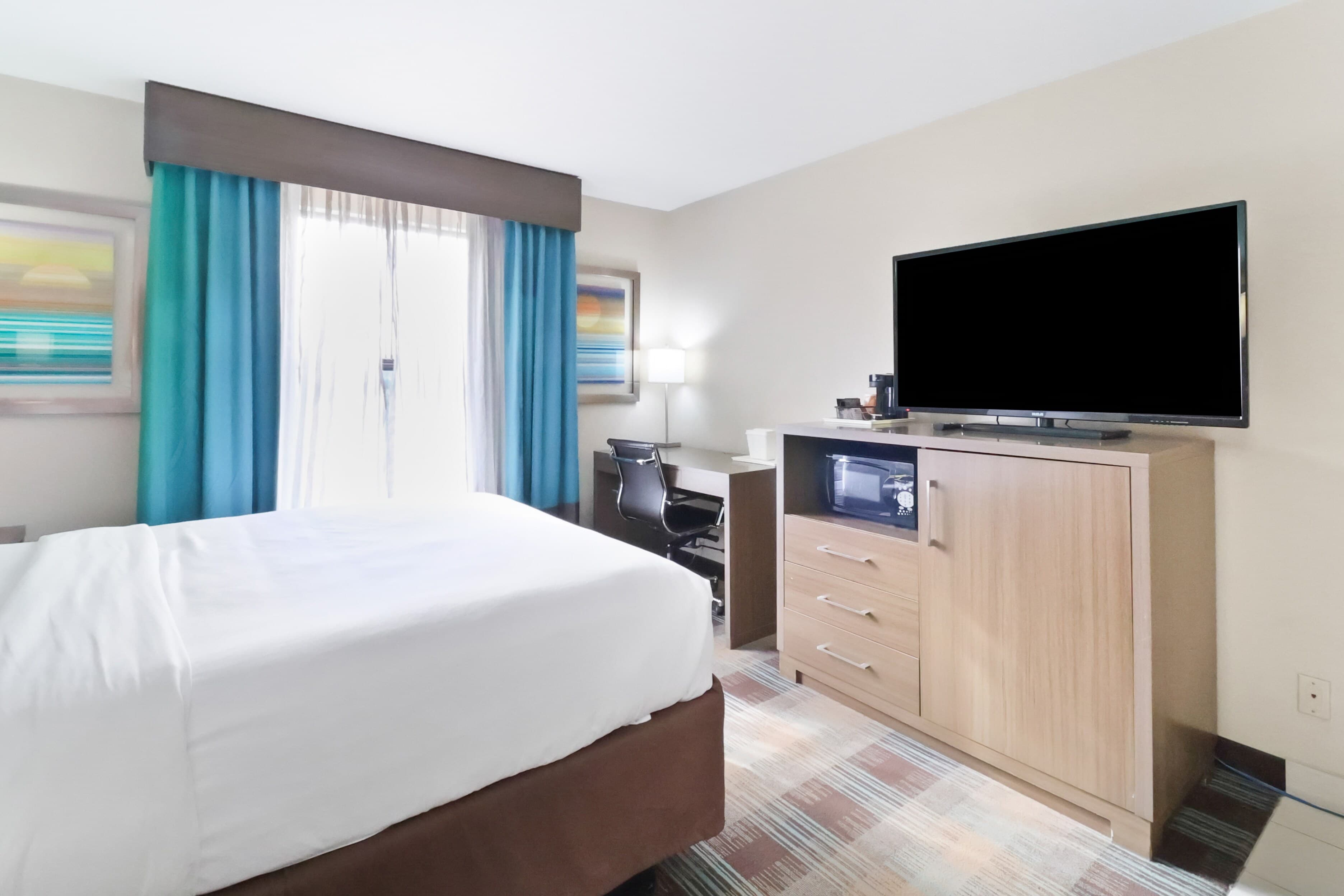 Comfort Inn Dunn near I-95 - Image 3